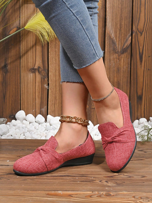 Chic & Comfortable Boho Plus Size Slip-On Loafers with Bowknot Detail