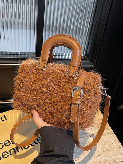 Cozy Chic: Vintage Box-Shaped Fluffy Woolen Handbag for Autumn & Winter