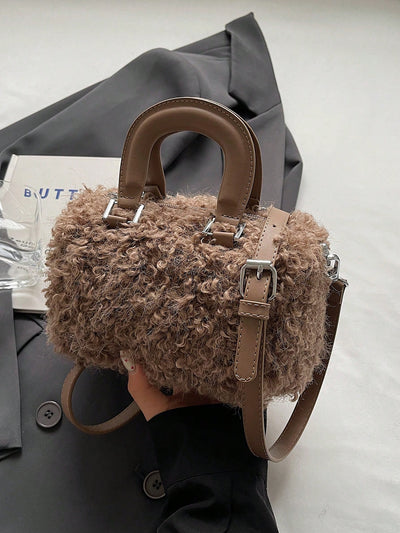 Cozy Chic: Vintage Box-Shaped Fluffy Woolen Handbag for Autumn & Winter