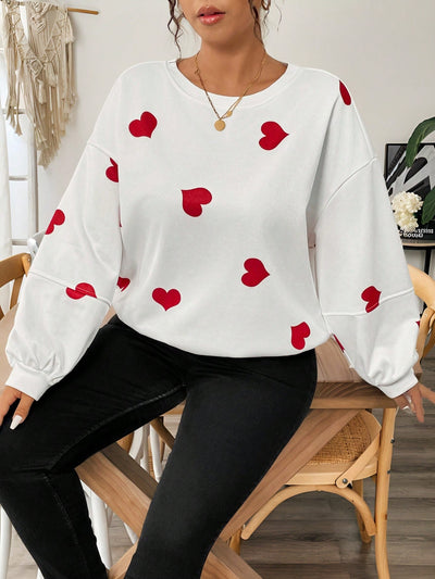 Cozy Heart Print Plus Size Sweatshirt for Women - Casual Autumn Style