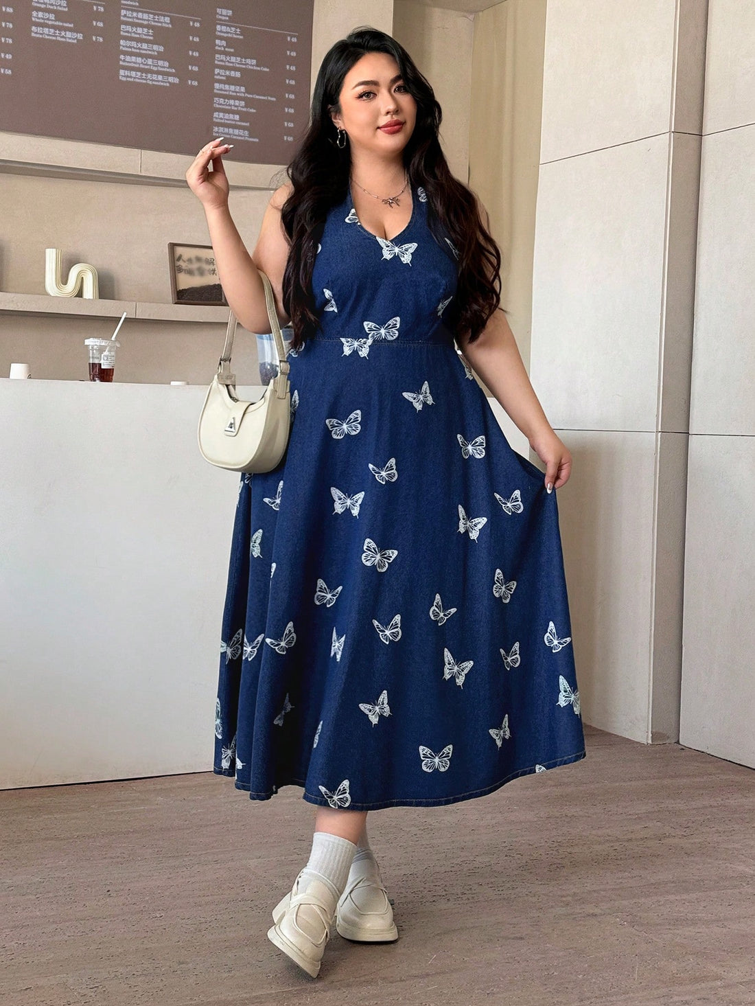 Elevate your wardrobe with this playful plus size denim staple, featuring a flattering V-neck that’s both casual and chic. Perfect for everyday adventures or relaxed weekends, it brings effortless style to your fashion essentials while keeping comfort front and center. Embrace your curves and express your unique vibe with this versatile denim must-have!