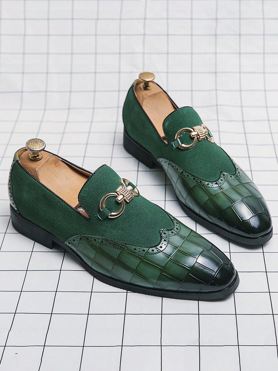 Step into sophistication with a playful twist! These retro buckle loafers blend British design heritage with modern flair, featuring premium leather that turns heads from boardroom to bar. The distinctive buckle detail adds personality while the versatile style effortlessly transitions between your Monday meetings and weekend adventures. Why choose between formal and fun when you can have both?