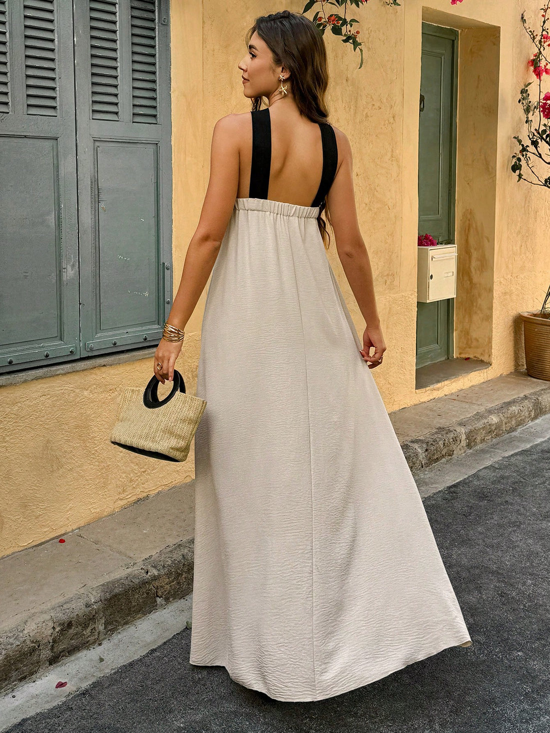 Upgrade your fashion game with our Chic Strapless Woven Dress in Black &amp; White. Featuring a sleek and elegant design, this dress is perfect for effortless elegance. Embrace your fashion-forward self and make a statement with this must-have addition to your wardrobe.