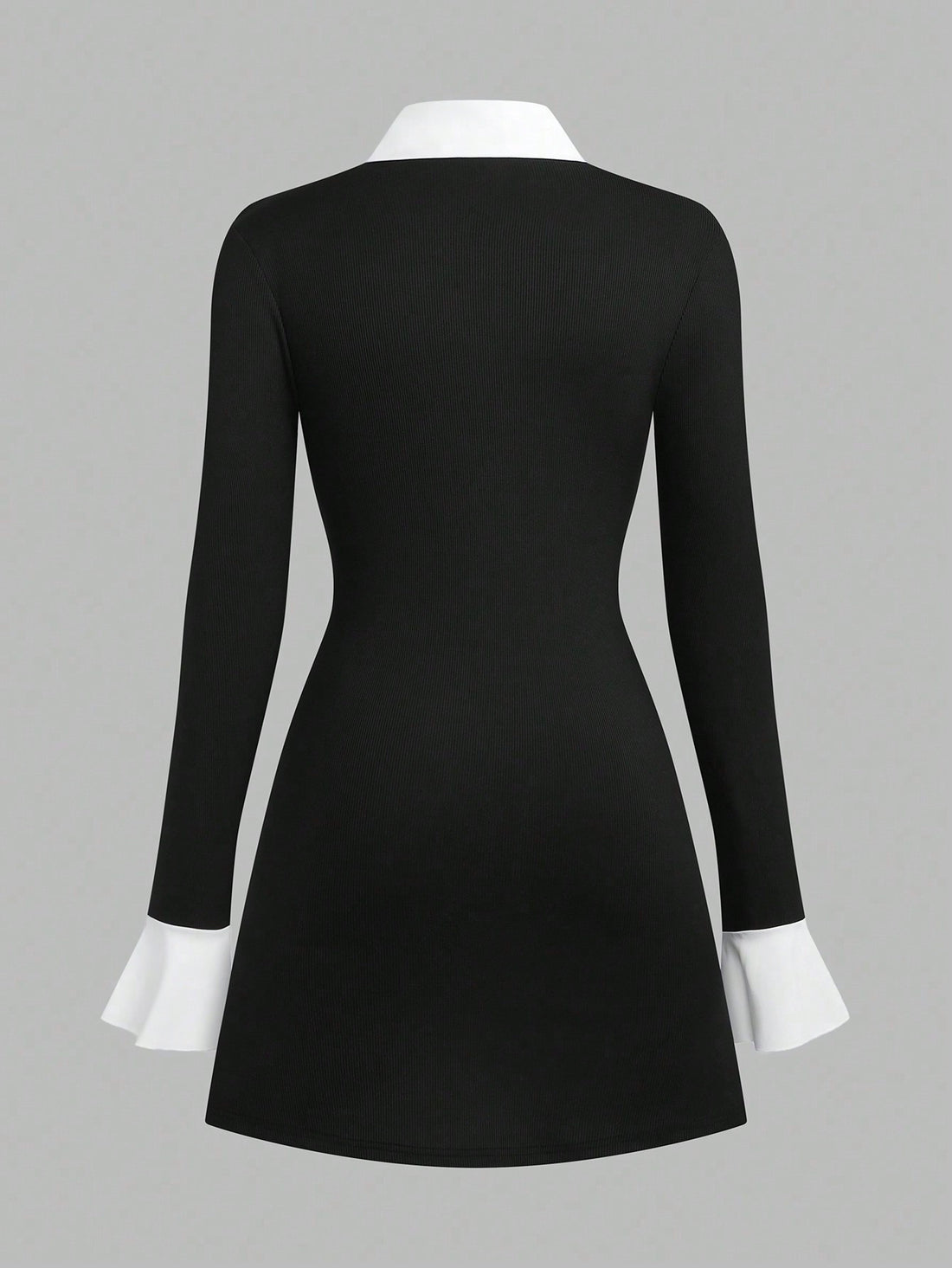 Elevate your style with this Plus Size Women's Textured Colorblock Shirt Collar Bodycon Dress. Showcasing a chic colorblock design and a flattering bodycon fit, this dress will make you stand out in any crowd. Perfect for a day out with friends or a night on the town, you'll love how versatile and stylish this dress is.