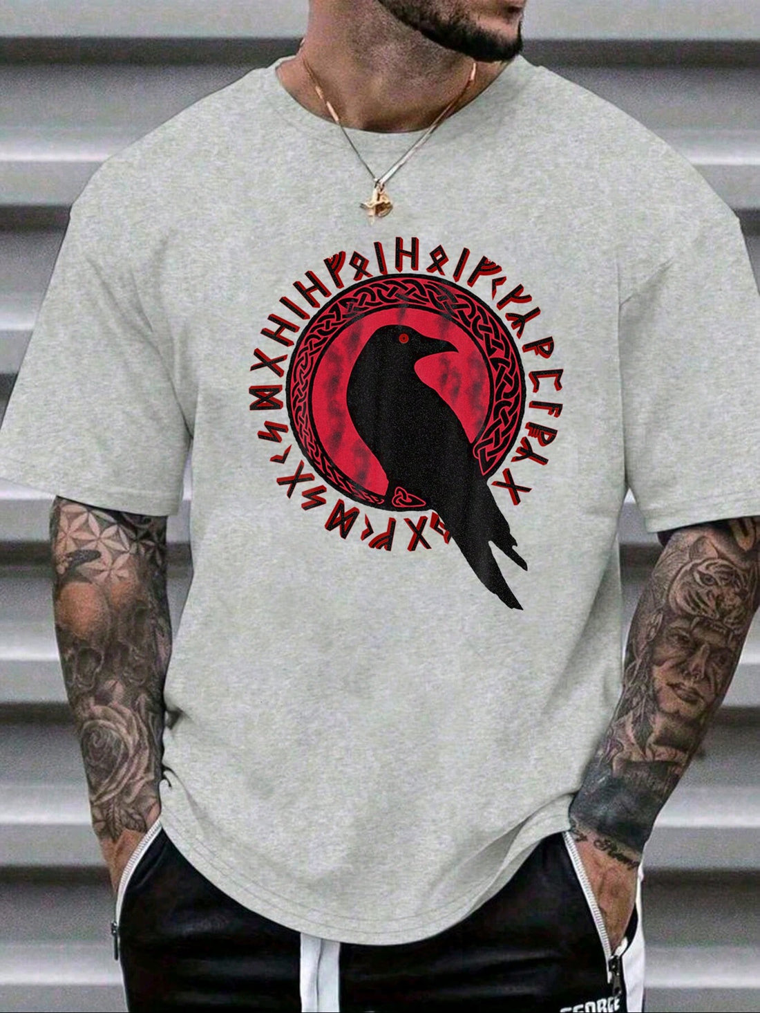 Unleash your inner Norse god with Odin's Ravens Huginn Men's Graphic T-Shirt. This tee combines mythical style with everyday wearability, making it perfect for those who want to add a touch of quirk to their wardrobe. Show off your love for Norse mythology while looking effortlessly cool.