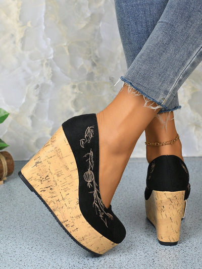 Chic Suede One-Strap Platform Wedge Pumps for Effortless Style