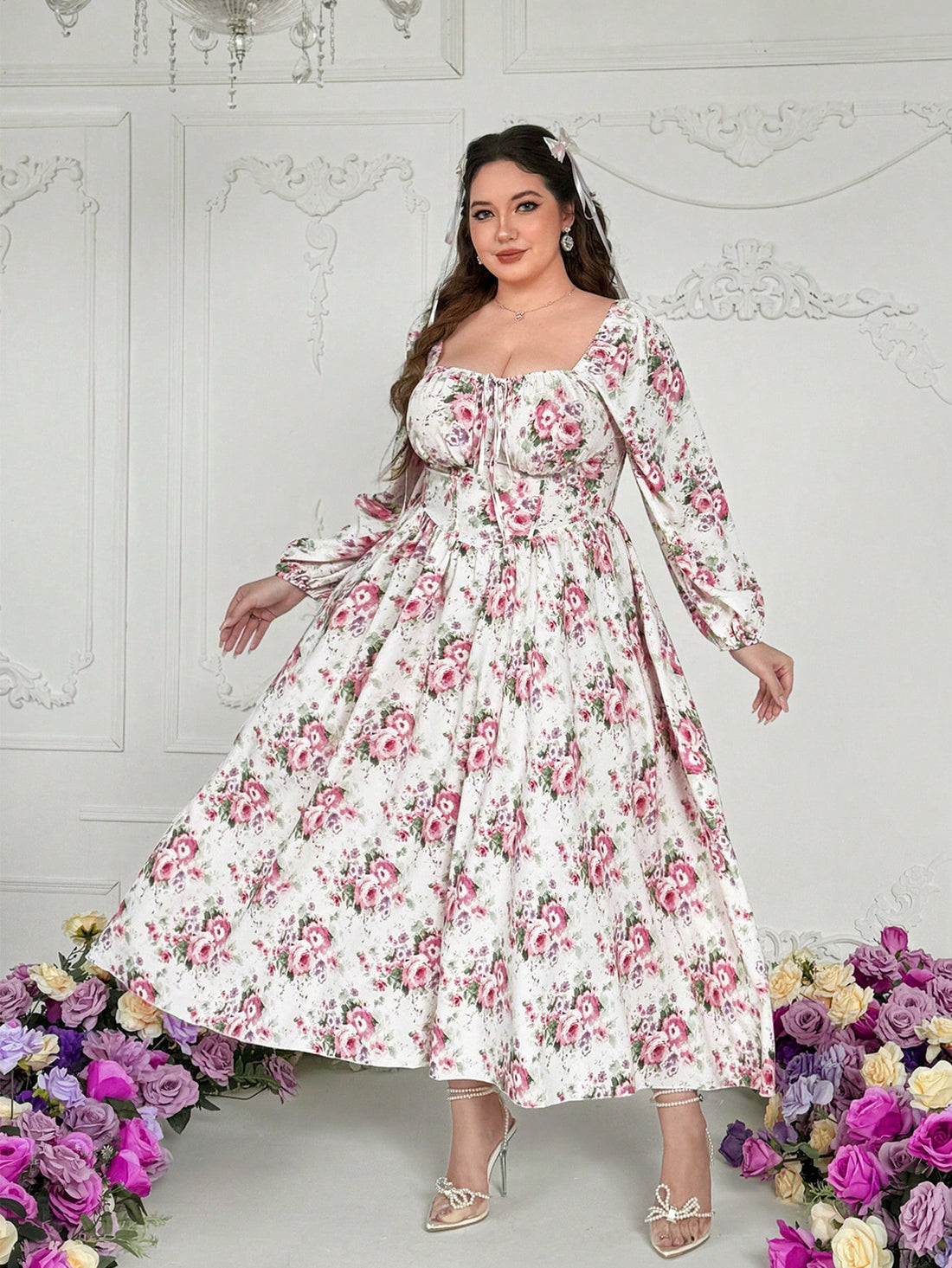 Fall in love with this charming A-line dress! With its romantic French ditsy floral print and elegant square neck, this dress is perfect for a romantic autumn day. The long sleeves add a touch of warmth, making it a versatile choice for any occasion. Bonjour, chic!