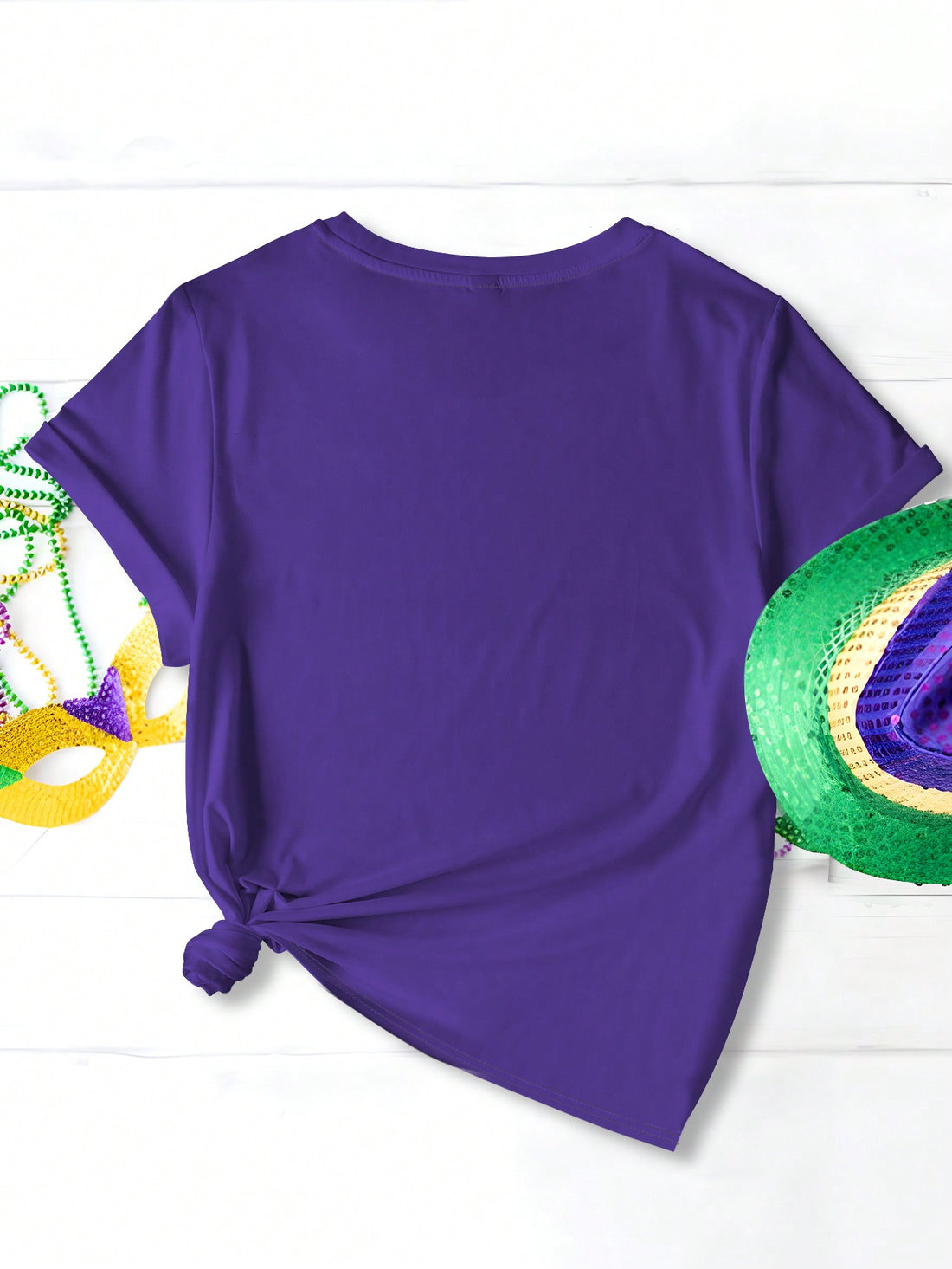 Sip on some style with our Cheers to Fun tee! This carnival-themed graphic tee features playful wine and cocktail prints perfect for any party. Stay stylish and have some fun with this quirky and comfy tee.