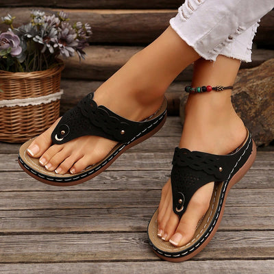 Summer Comfort: Women’s Lightweight Thick Sole Peep-Toe Thong Sandals