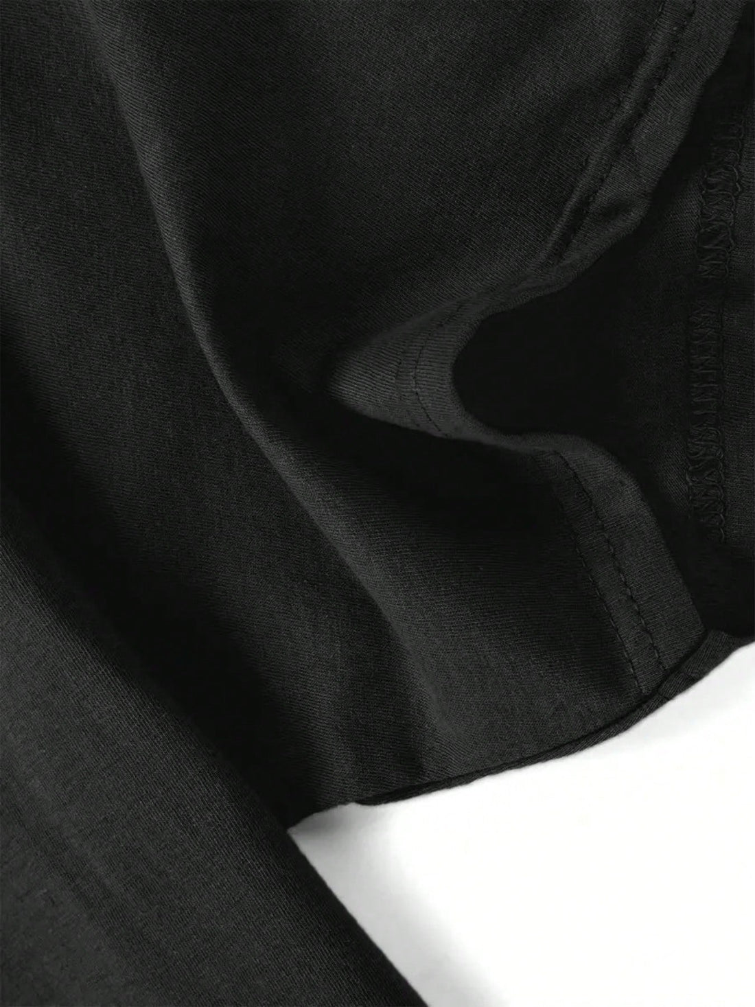 Highlight your mama status with this stylish and comfortable graphic tee! Made for women, this short sleeve casual top is perfect for everyday wear. Plus, it's designed to provide both style and comfort, so you can look and feel your best. Mama knows best – and this tee proves it!