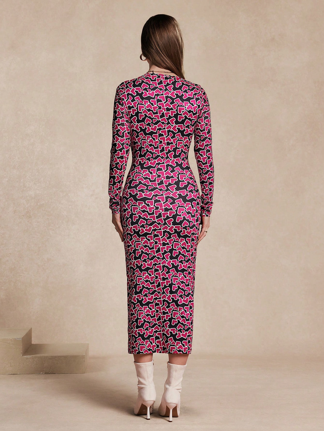 Update: Get ready to turn heads with our Chic Slim Fit Oblique Shoulder Long Dress for Women! This dress is perfect for any occasion, keeping it cool and stylish. Show off your unique style with this must-have addition to your wardrobe. (Wear it with confidence and make a statement!)