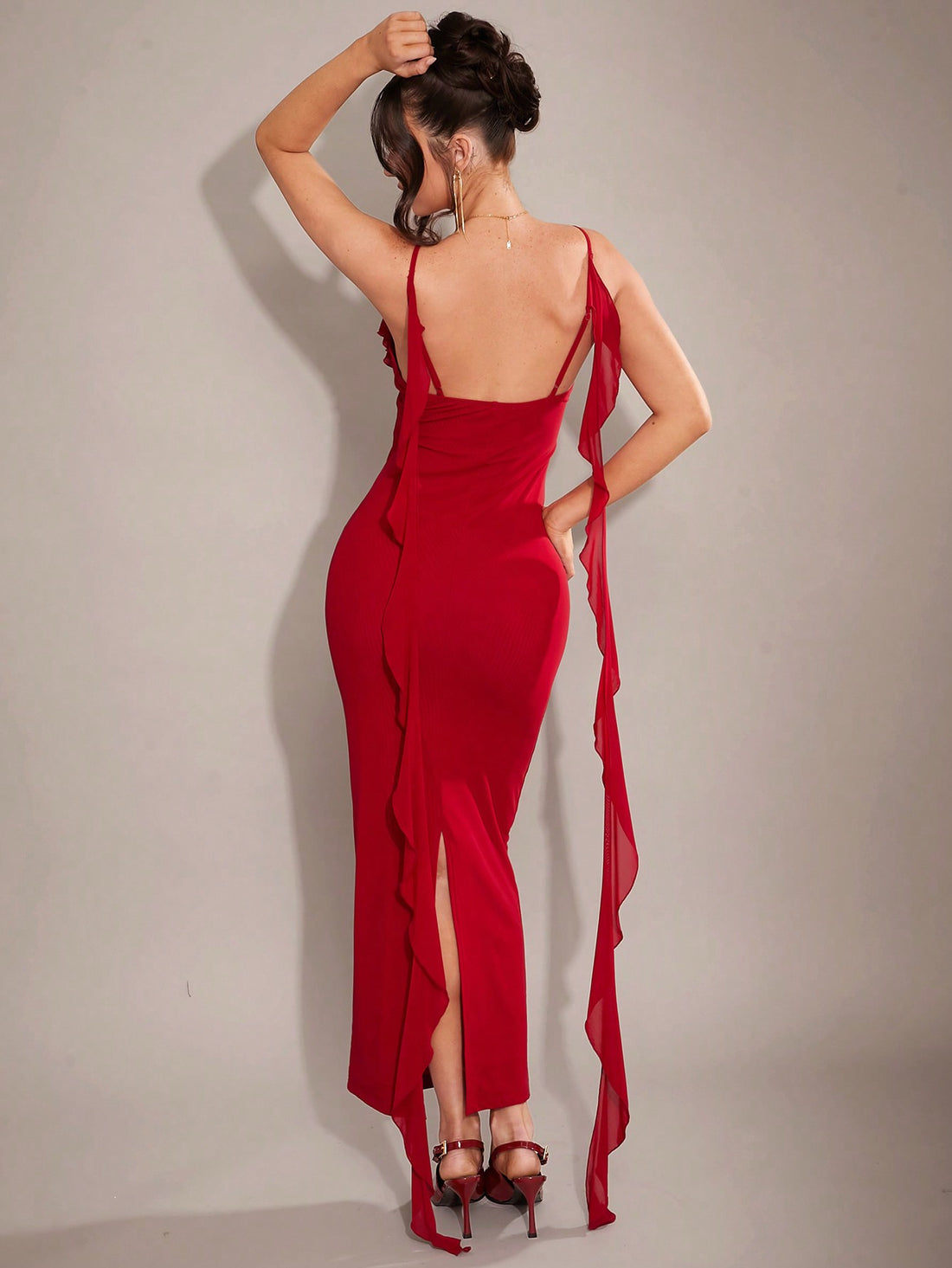 Get ready to turn heads in this Elegant Burgundy Bodycon Dress! With its ruffle straps and figure-hugging silhouette, you'll feel absolutely stunning at any Valentine's Day or formal event. Don't settle for anything less than elegant. (Plus, it's the perfect excuse to show off your curves!)