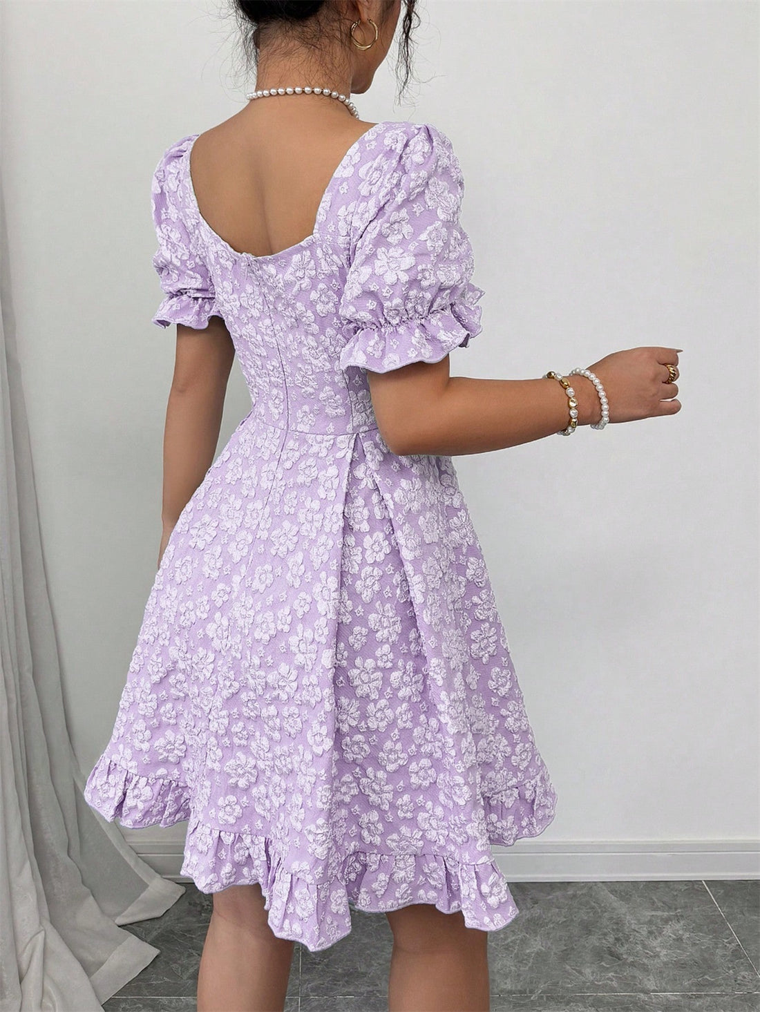 Get ready to charm everyone with our Enchanting Lavender A-Line Dress. Featuring delicate ruffled lantern sleeves and a charming bow detail, this dress is perfect for tea parties and romantic dates. Feminine and flirty, it will surely make you stand out in a crowd.