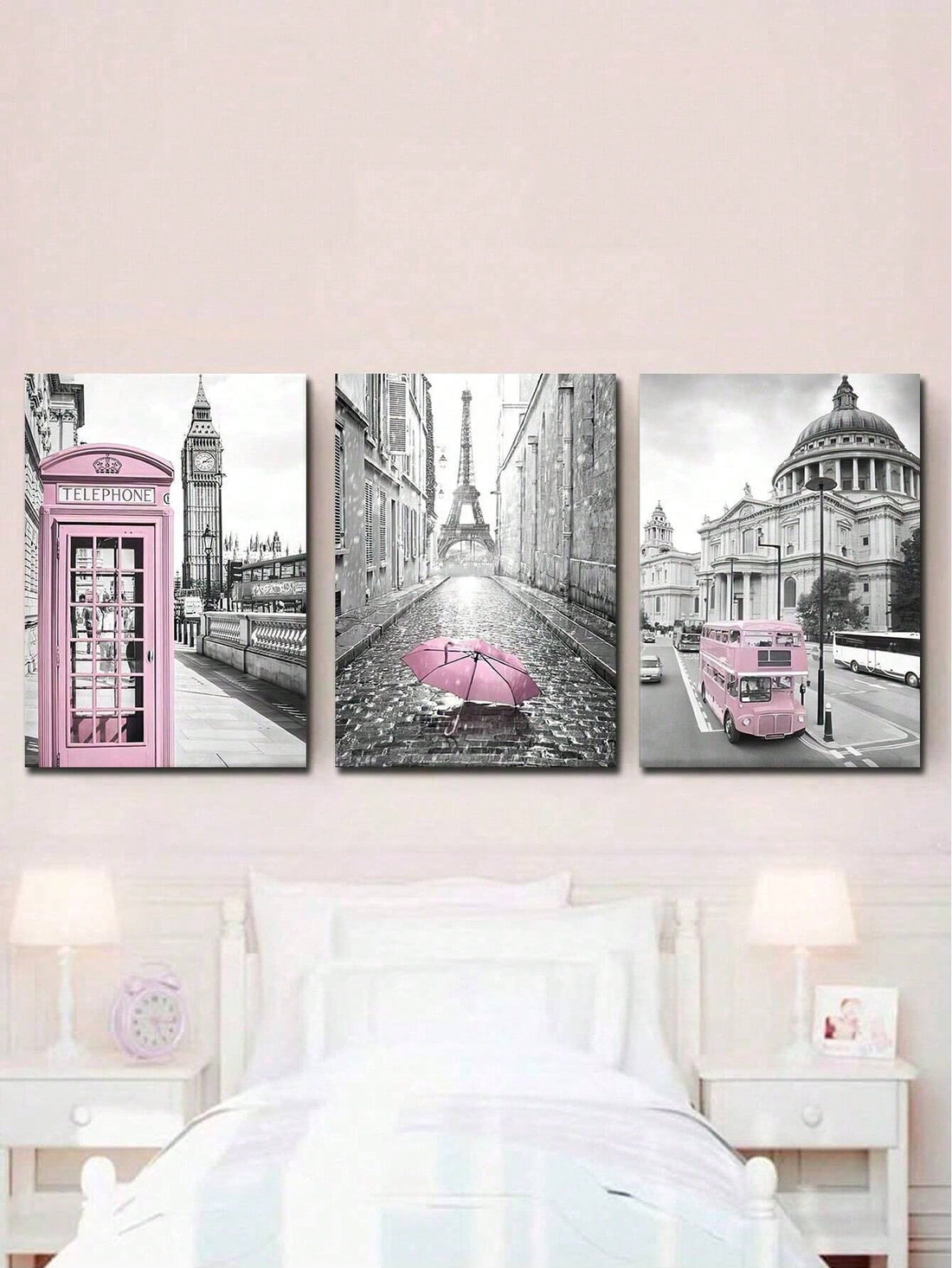 Unleash your bold, elegant side with our 3-piece Modern Career Woman Canvas Set! Adorn your space with striking red lips and show off your confident, fearless style. Perfect for the go-getters and trendsetters, this canvas set is a must-have for any modern woman.