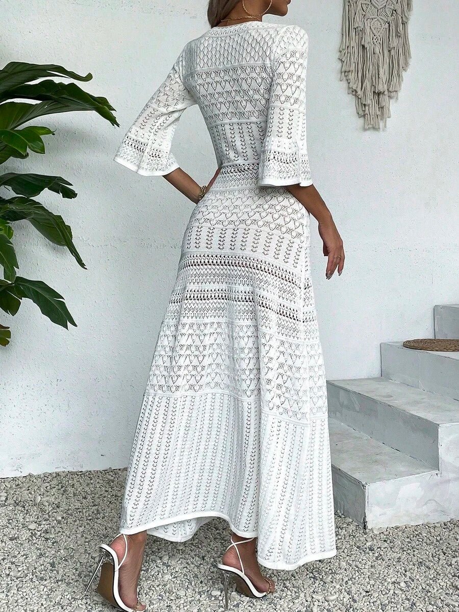 Experience the breathtaking fusion of artisanal knit heritage and sharp, modern architectural tailoring. This stunning minimalist white ensemble is meticulously designed for the woman who values a high-fashion, "quiet luxury" approach to versatile dressing—the ultimate centerpiece for prestigious beach retreats, exclusive autumn gatherings, and high-authority holiday celebrations.