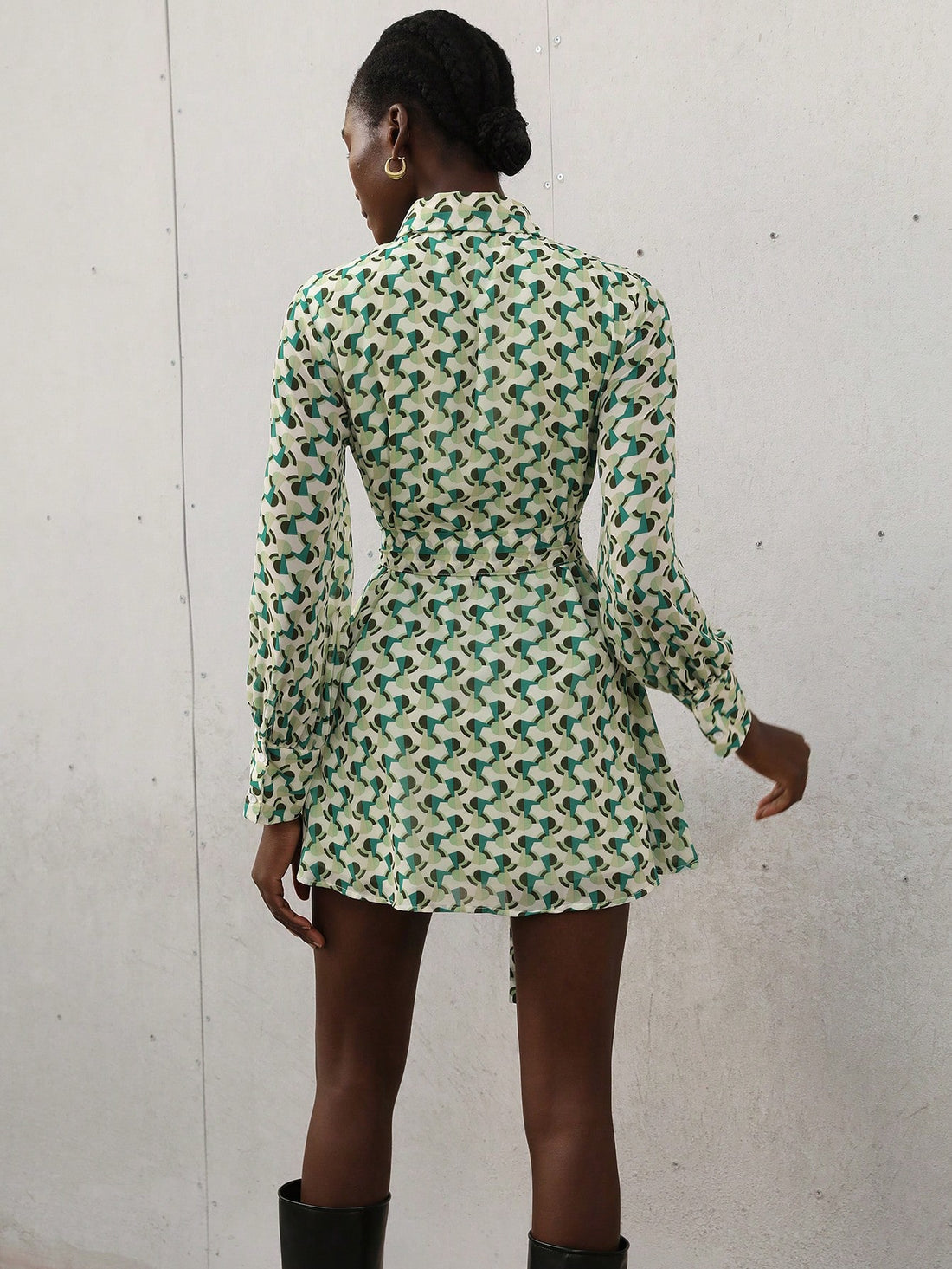 Step out in style with this Chic Geometric Pattern Long Sleeve Belted Shirt Dress! Featuring a fun, eye-catching design and a flattering belted waist, it’s perfect for adding a playful twist to your everyday look. The long sleeves keep it comfy and versatile, making it a go-to choice for any occasion where you want to shine.