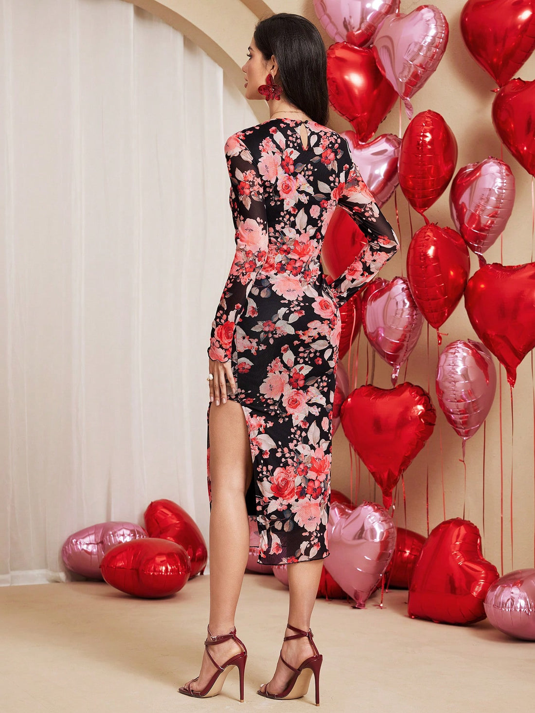 Add a unique twist to your Valentine's Day outfit with our Elegant Floral Twist Hem Midi Dress. This dress is not only elegant with its floral design, but the twist hem adds a playful touch. Perfect for a romantic date or a fun night out with friends.