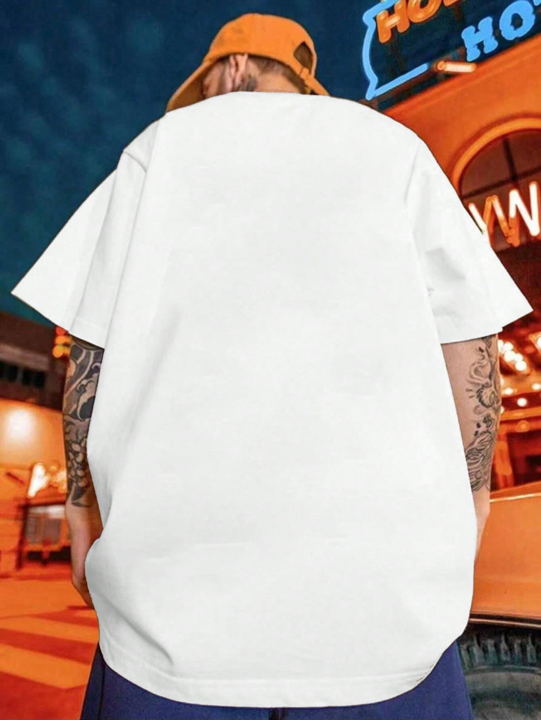 Make a bold statement with our Men's Casual Knife Skull Print T-Shirt! This eye-catching round neck top brings edgy vibes to your warm-weather wardrobe. Perfect for turning heads at summer barbecues or spring outings, this short-sleeve tee combines comfort with attitude. Wear it, dare it, scare it – your casual style just got a whole lot more interesting!