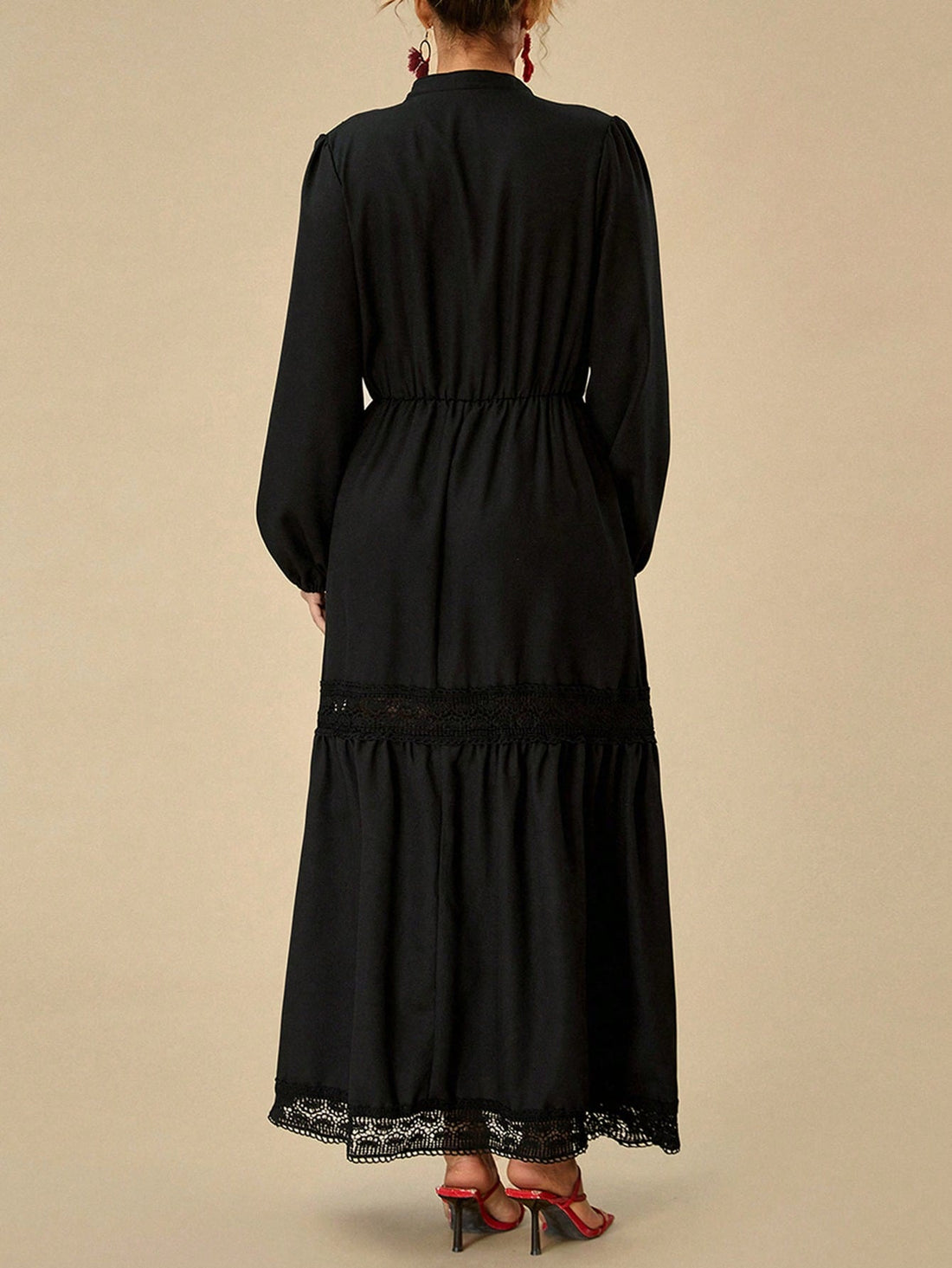 Get ready to turn heads in this Effortlessly Chic dress! Designed for plus-size ladies, this long sleeve casual dress comes in a solid color for a stunning, stylish look. Its comfortable fabric and flattering fit will effortlessly elevate your wardrobe. Perfect for any occasion, this dress lets you look chic with minimal effort.