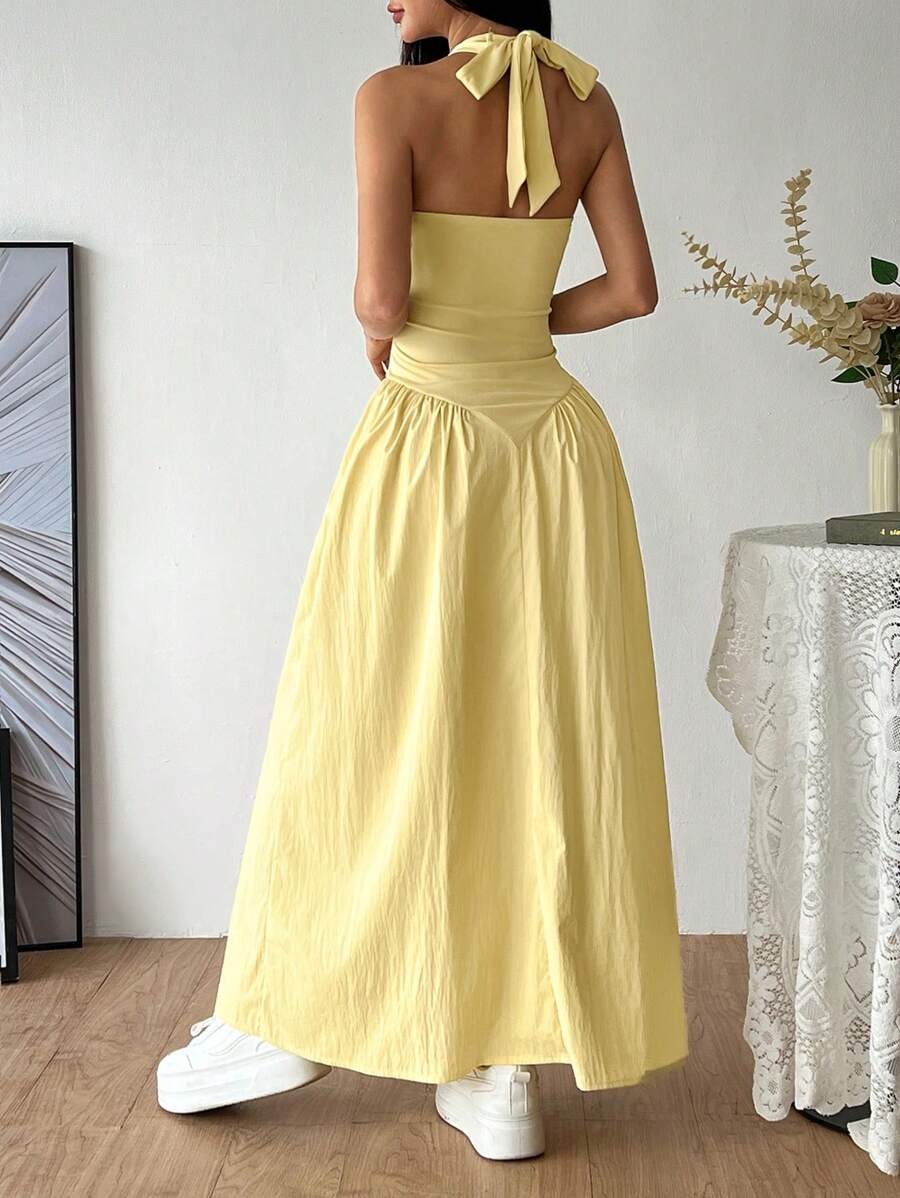 Backless midi dress view 3