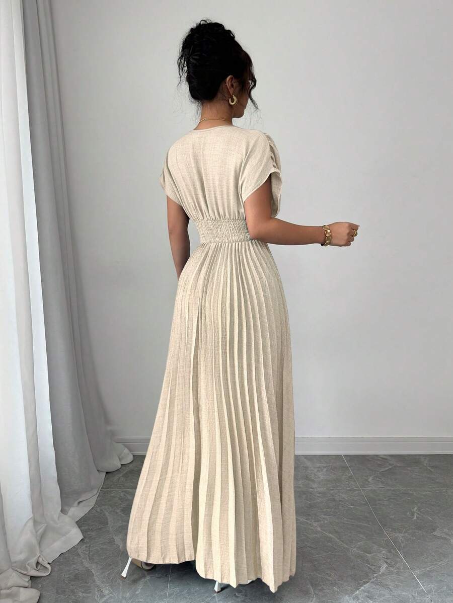 Elevate your wardrobe with this sophisticated blue short dress, designed for versatility and modern elegance. The cross-front neckline creates a flattering silhouette while the ruched waist detail adds dimension and visual interest. Crafted for comfort and style, this piece transitions seamlessly from casual daytime wear to evening occasions. The tailored fit and thoughtful construction ensure you'll feel confident and polished whether you're heading to brunch, a date night, or a special event. A timeless a