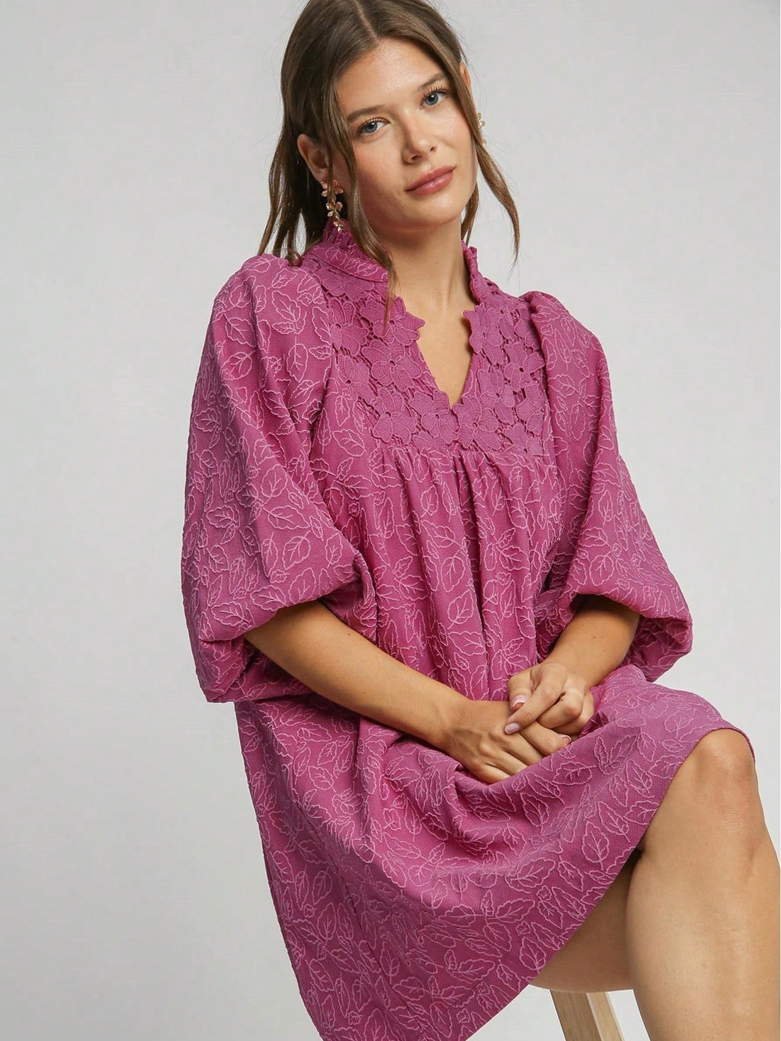 Step into style with this Elegant Women's V-Neck Jacquard Dress featuring delicate lace stitching. Its flattering V-neck and textured jacquard fabric add a touch of sophistication, while the playful lace details keep things fun. Whether you're headed to a brunch or a night out, this dress effortlessly blends elegance with a hint of whimsy for any occasion.