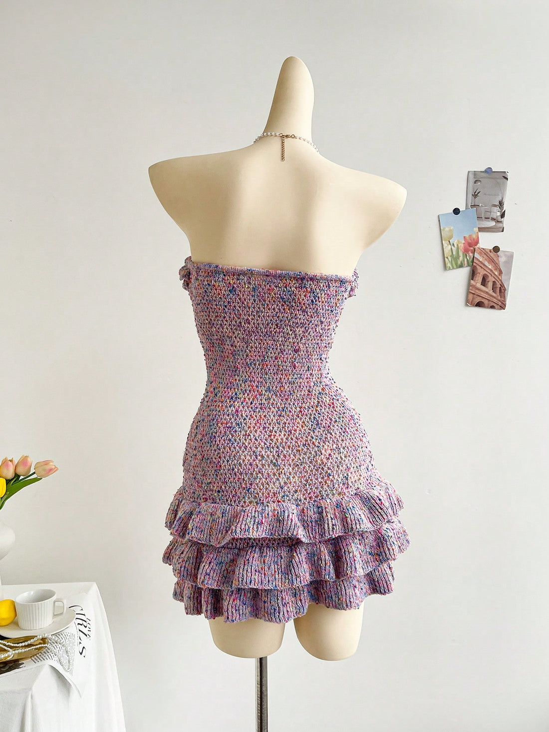 Introducing the perfect blend of minimalism and chicness - our Women's Minimalist Tube Top Sweater Dress! Made for stylish and effortless everyday wear, this dress will become a staple in your wardrobe. Don't let its simplicity fool you, this dress will turn heads and keep you comfortable all day long.