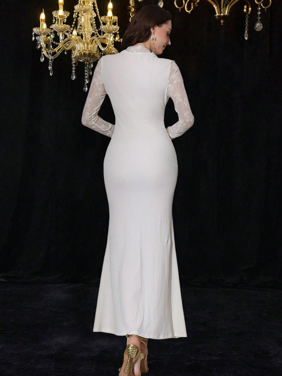 This dress is perfect for weddings and special occasions! Featuring an elegant long sleeve design with delicate lace patchwork and a playful ruffle hem, you'll look stunning and stylish. Make heads turn and be the center of attention with this unique and beautiful dress.