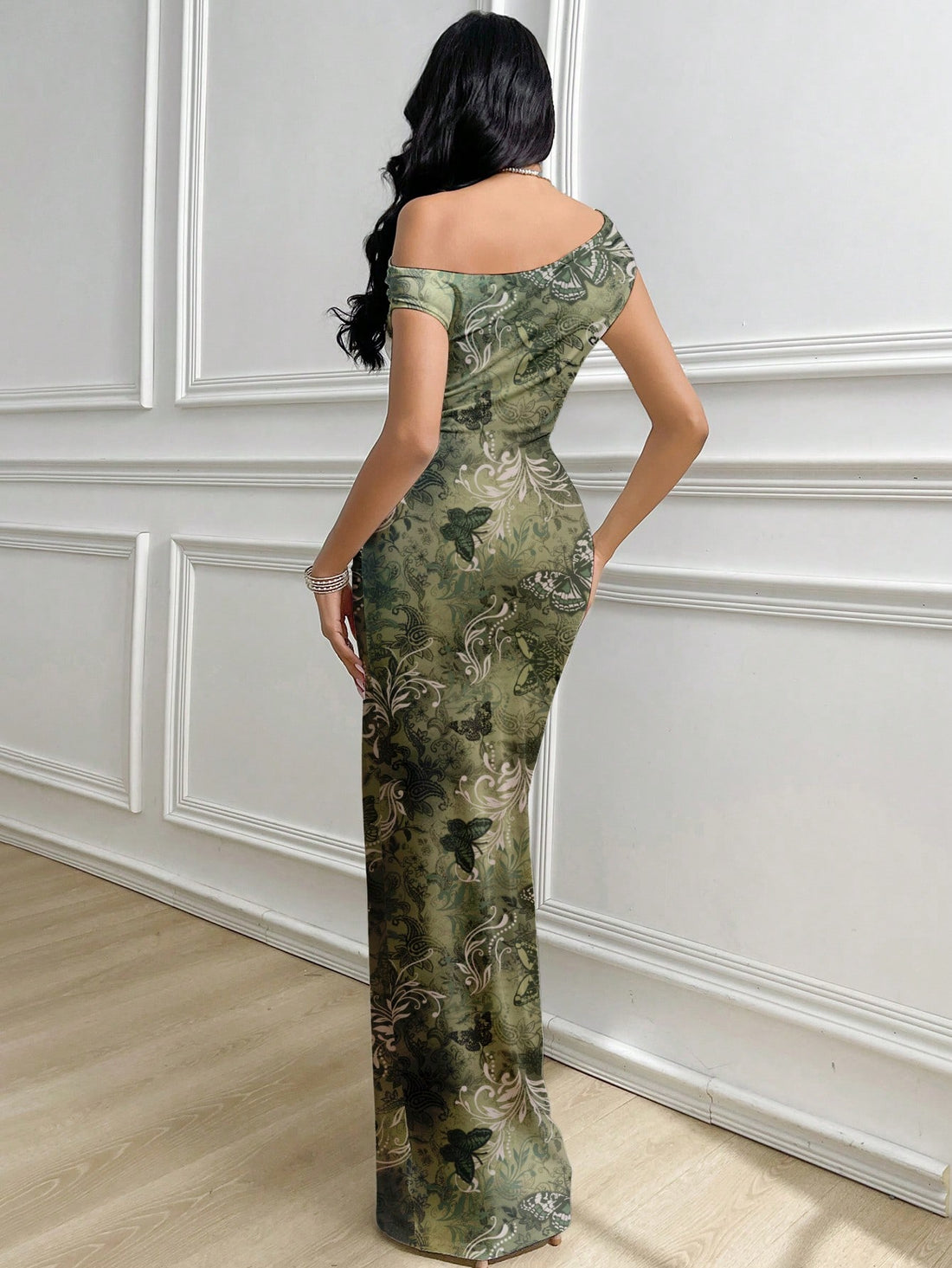 Be effortlessly fashionable with our Floral Print Asymmetrical Shoulder Bodycon Dress. This chic and stylish piece will make a statement with its unique print and asymmetrical shoulder design. Perfect for any occasion, this dress adds a touch of fun and flair to any wardrobe. (Floral print + asymmetrical design = the ultimate fashion statement!)