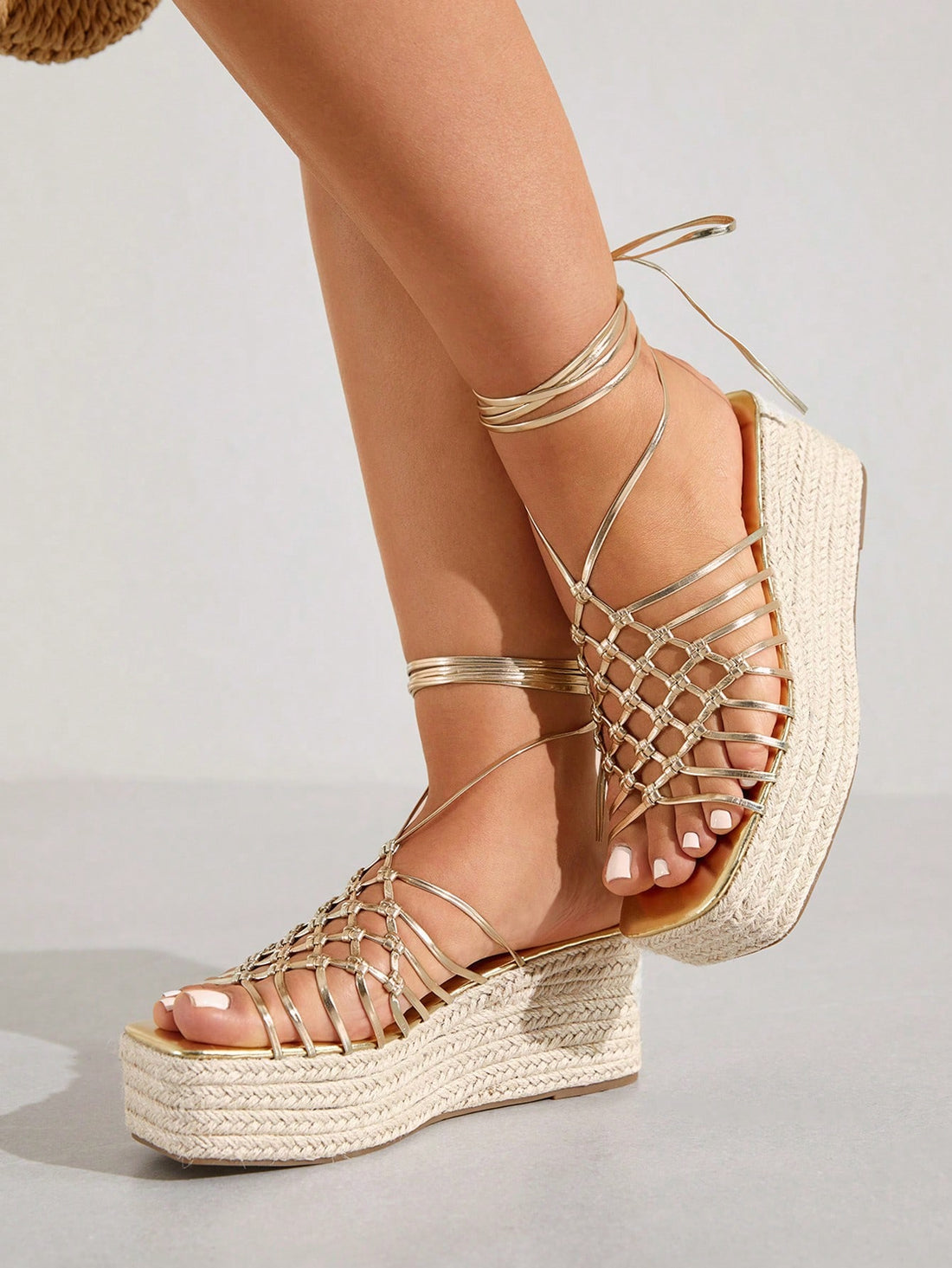 Step into summer style with these fabulous women's sandals that effortlessly transition from beach days to evening adventures. Designed with a chic silhouette, they're the perfect companion for vacations, night outs, and everything in between. Whether you're dancing at a party or strolling through tropical destinations, these versatile shoes deliver both comfort and glamour. The playful design catches compliments while the thoughtful construction keeps your feet happy all day long. Make every season unforge