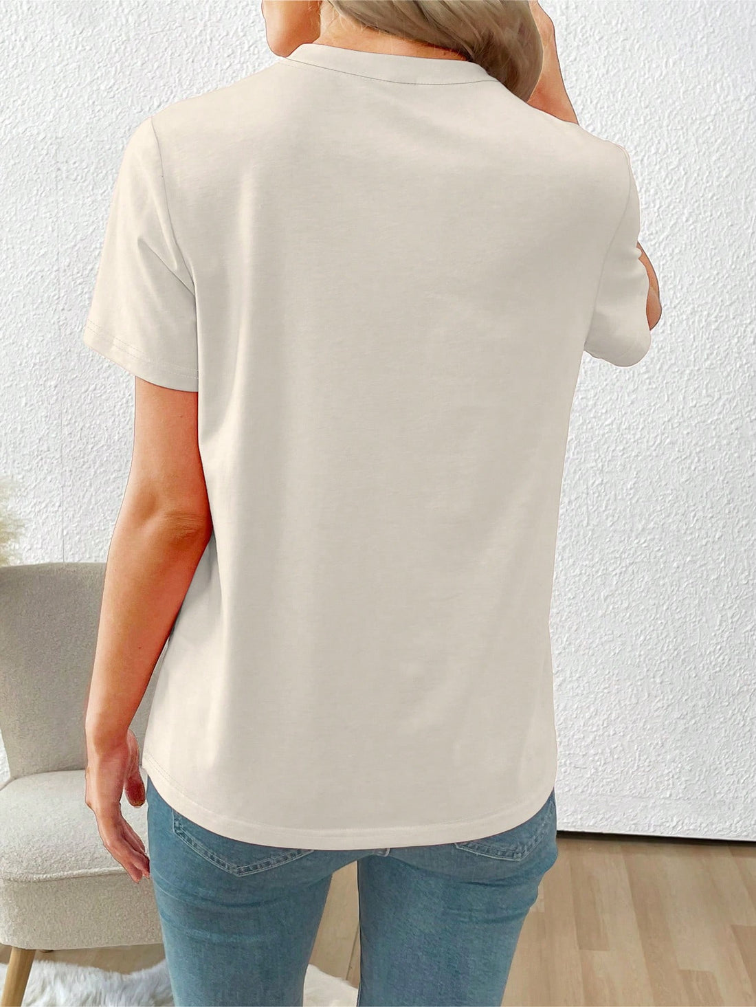 Celebrate the educators in your life with this trendy Floral Print Women's T-Shirt. Perfect for Teacher's Day or any summer day, this graphic tee brings style and comfort to any classroom. Show off your love for teaching with a pop of floral flair. (No grades required!)