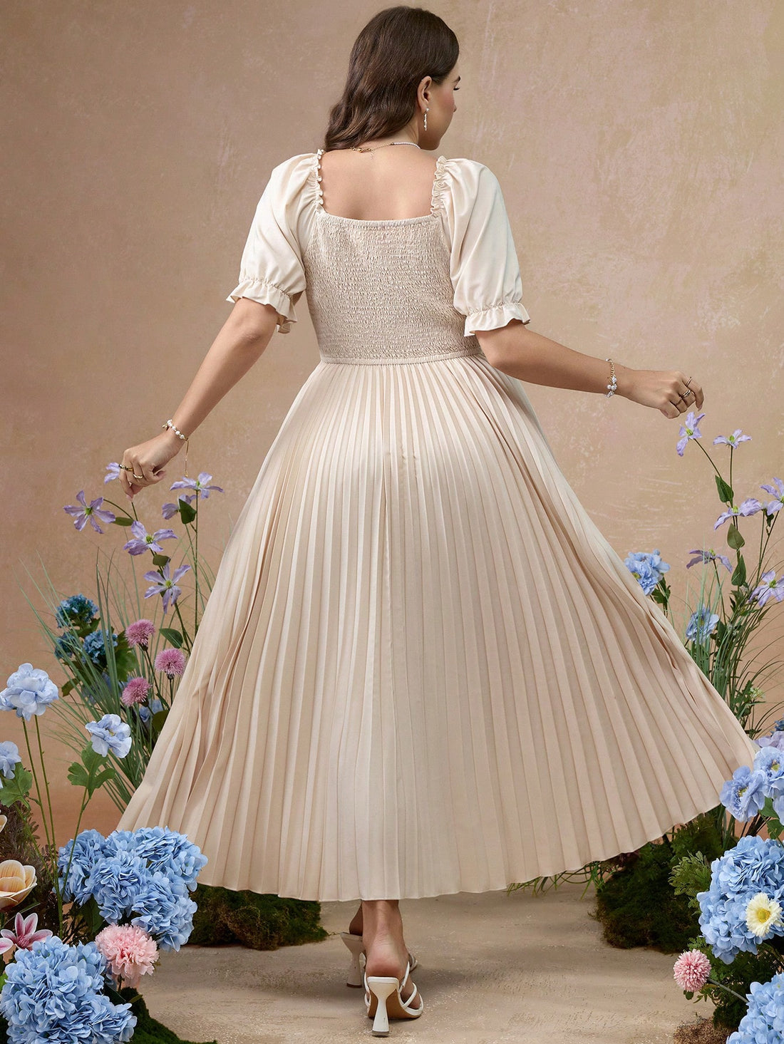 Step out in style with this Elegant Plus Size A-Line Plaid Dress! Featuring a charming square neck and flirty short sleeves, its vintage-inspired plaid pattern adds a dash of timeless chic. The flattering A-line silhouette moves with you, making it perfect for twirling through your day with confidence and fun. Embrace classic vibes with a playful twist!