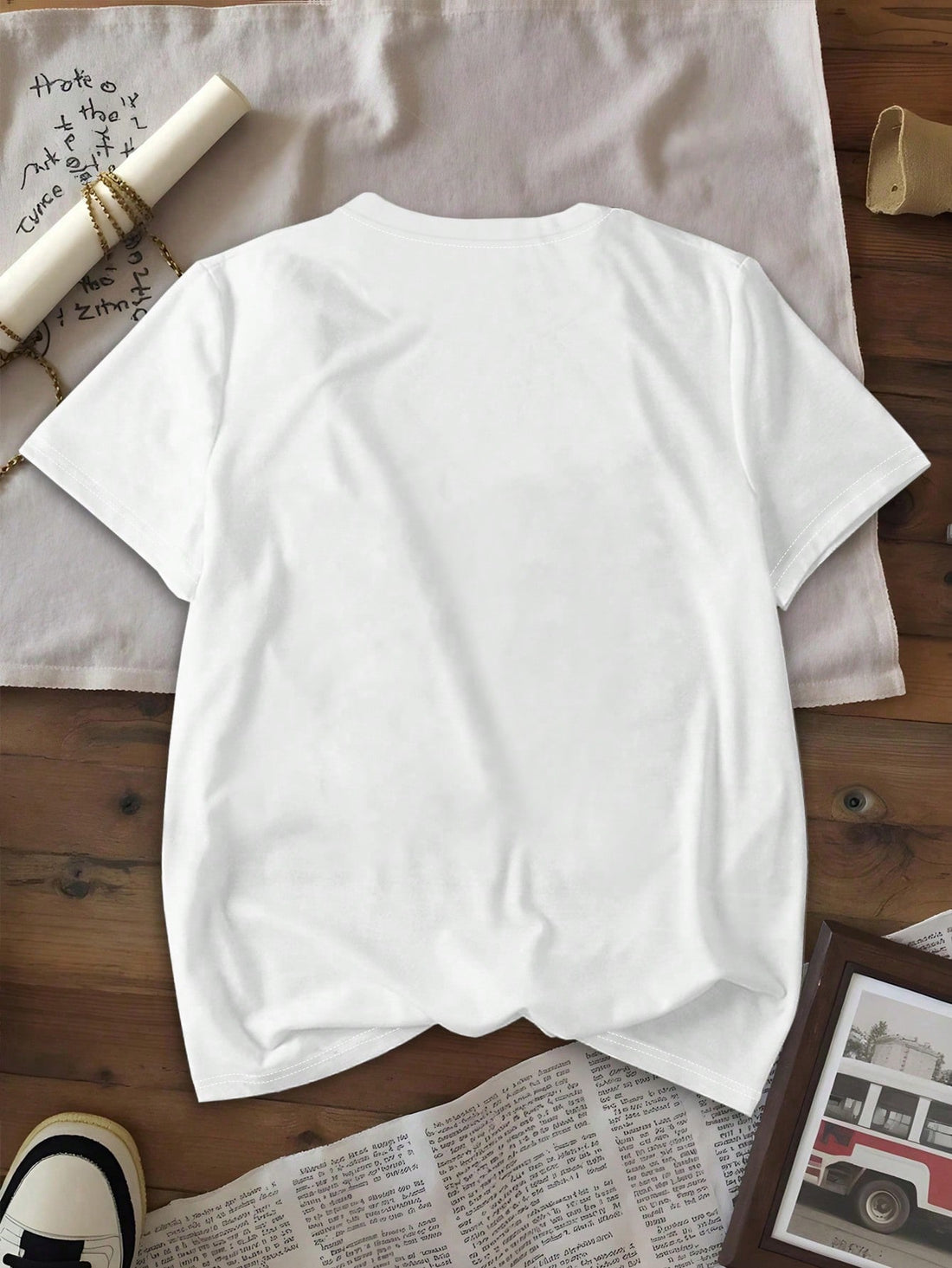 Celebrate your love for pups with this playful summer tee featuring an adorable dachshund holding a heart-shaped balloon. Lightweight and casual, it’s perfect for sunny days, adding a touch of whimsy to your outfit while keeping you comfortable and cool. Let your style wag its tail wherever you go!