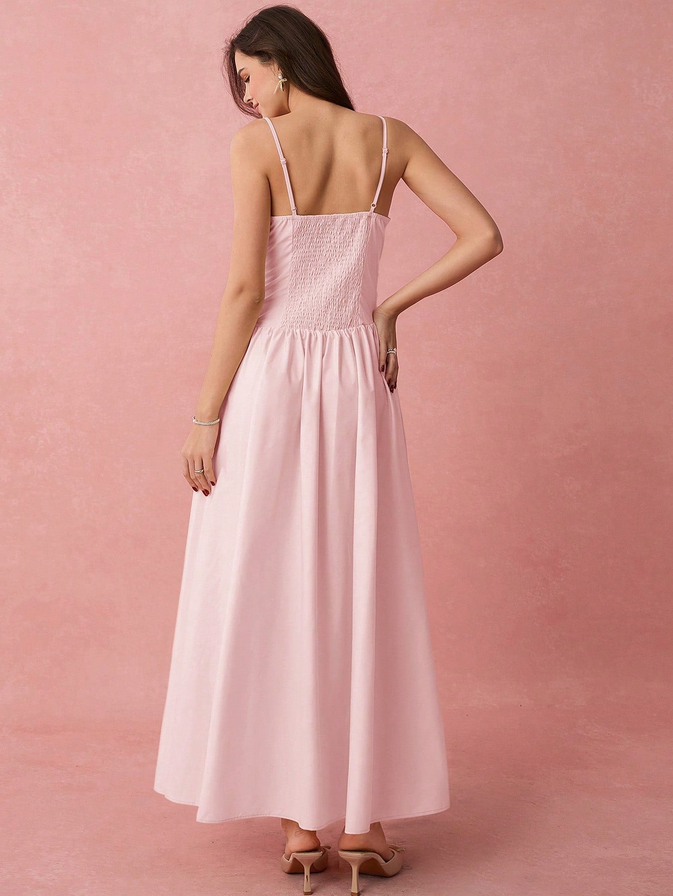 Chic Pastel Pink Lace Maxi Dress for Summer: Perfect for Weddings, Gra Canary Houze Chic Pastel Pink Lace Maxi Dress for Summer: Perfect for Weddings, Gra Canary Houze