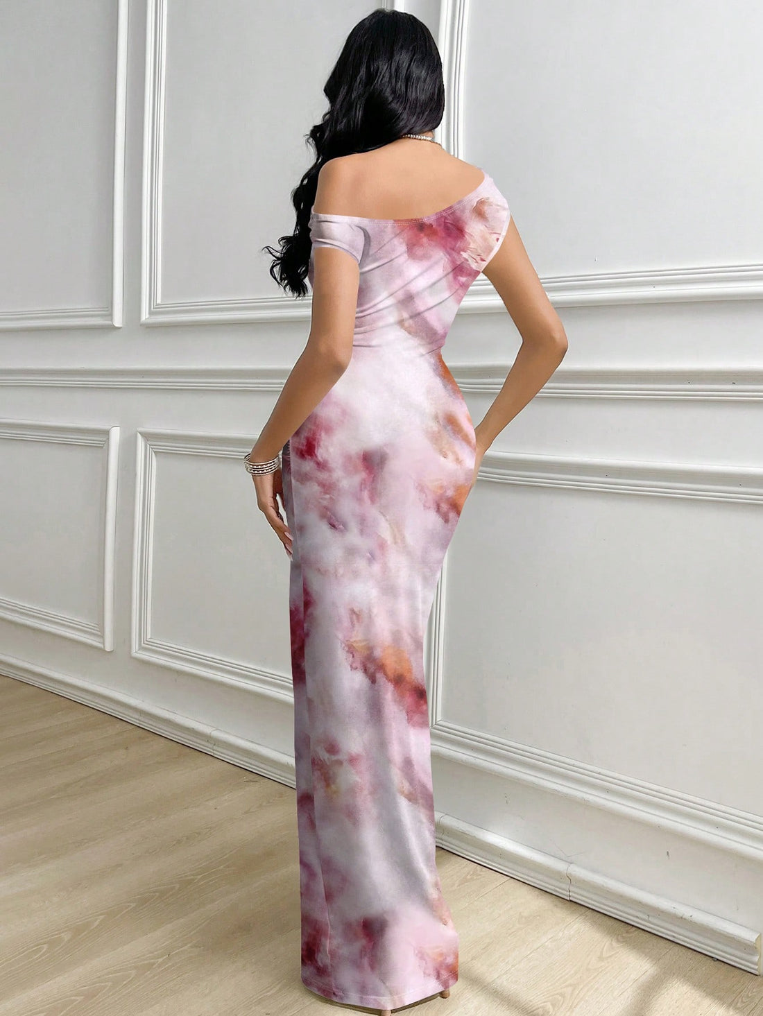 Unleash stylish vacation vibes with this Chic Asymmetric Oblique Shoulder Bodycon Dress. Its unique abstract print adds a playful touch while the oblique shoulder design keeps things interesting. Whether sightseeing or hitting the beach, this dress has got you covered (literally)!