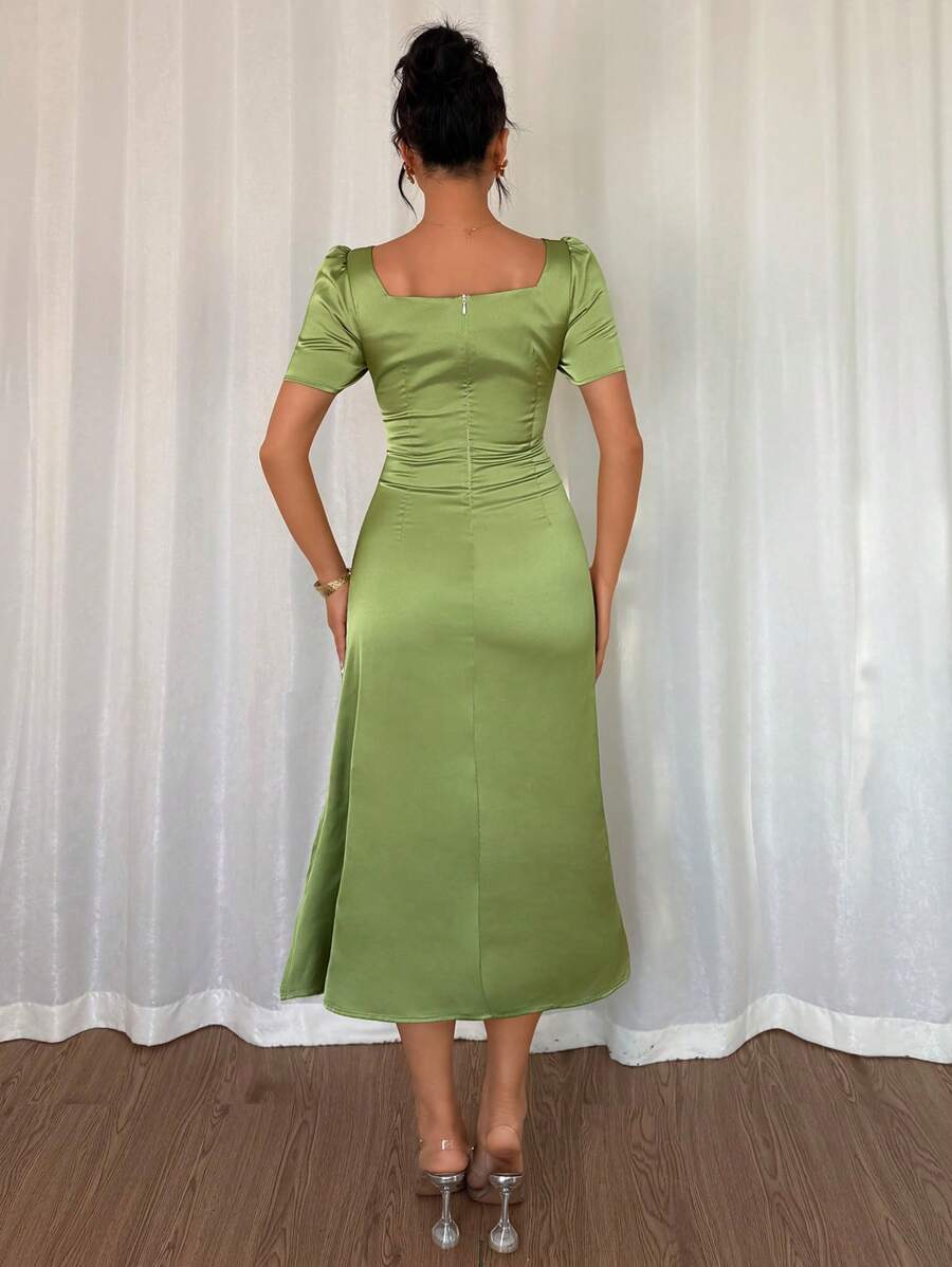 Transport yourself to a far-off land with our Elegant Floral Trim Midi Dress. Featuring a retro Chinese style, this wrap dress is perfect for any summer party. The delicate floral trim adds a touch of elegance, making you the star of the show. Embrace the uniqueness, and be the life of the party!