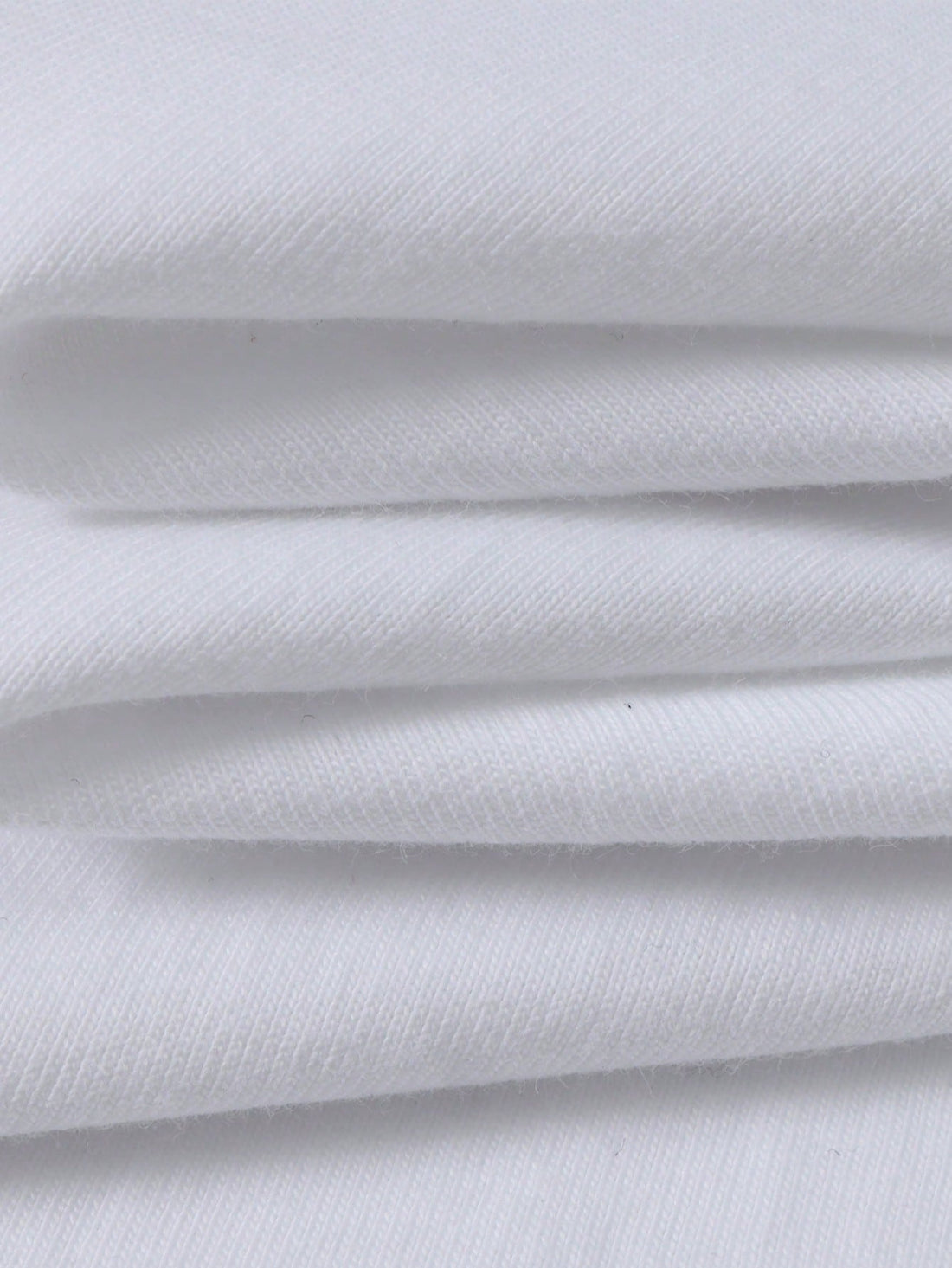 Unleash your summer vibe with our printed loose-fit tee that does all the style work for you! This breezy short sleeve t-shirt combines eye-catching prints with a relaxed silhouette that keeps you looking cool while feeling cooler. Perfect for beach days, casual hangouts, or just lounging around looking effortlessly awesome. Your summer wardrobe's new best friend has arrived!