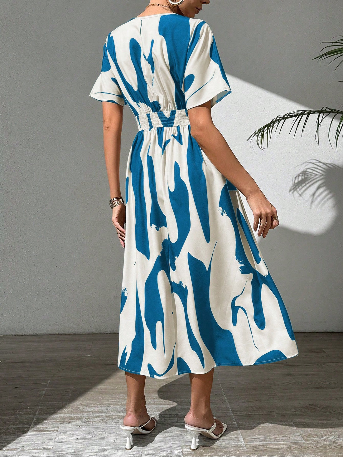 Get ready to slay in this Chic A-Line V-Neck Maxi Dress! Perfect for any occasion, from casual outings to holiday parties. This dress flatters your figure with its A-line silhouette and accentuates your neckline with its V-neck design. You'll be the fashion envy of all your friends!