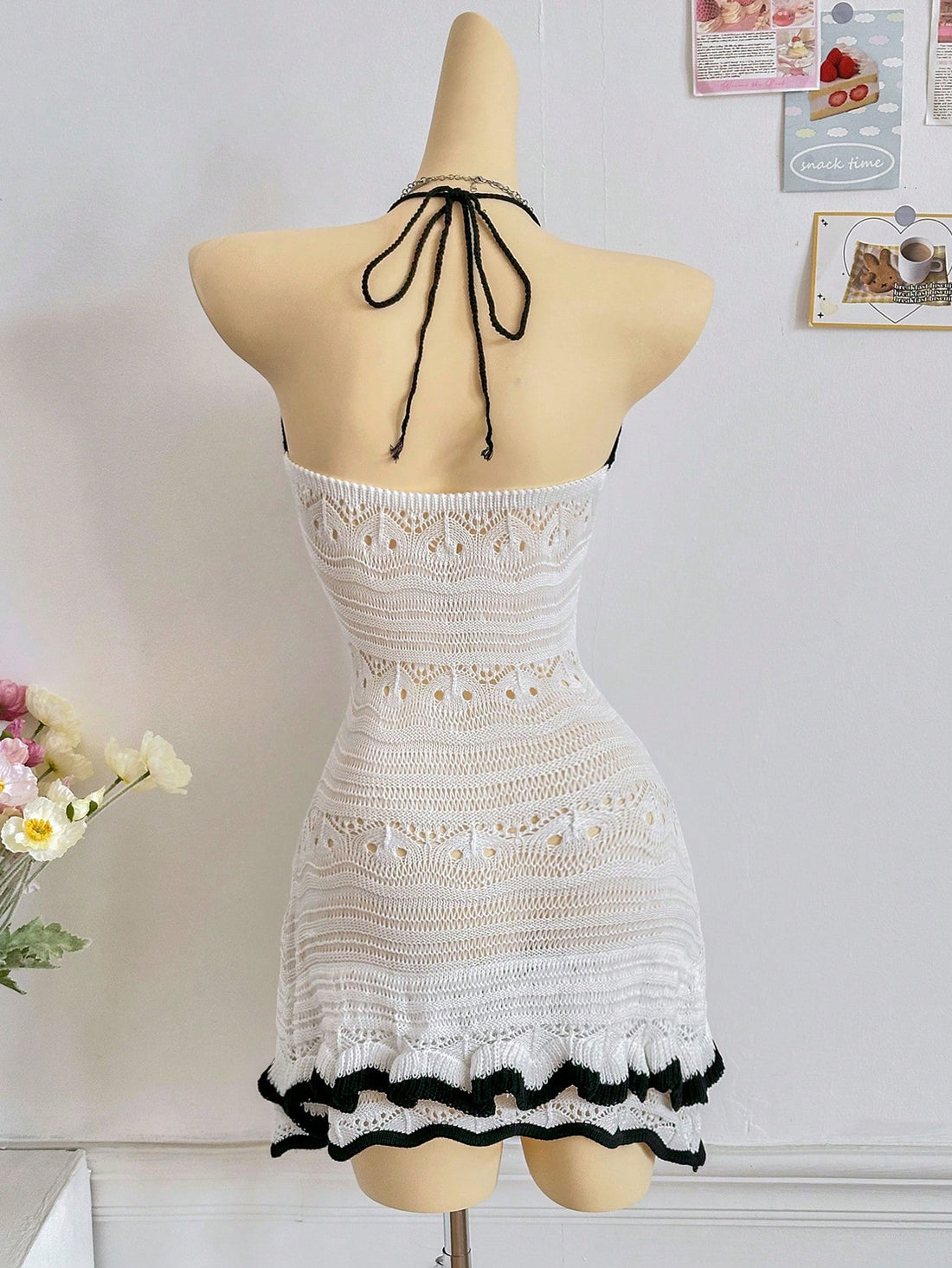 Get ready to turn heads this summer with our Chic Summer Lace Hem Spaghetti Strap Knitted Dress! Perfect for trendy young women who want to stand out in style. Our unique lace hem and comfortable spaghetti straps make this dress a must-have for any fashion-forward wardrobe. Don't miss out on this one-of-a-kind piece!