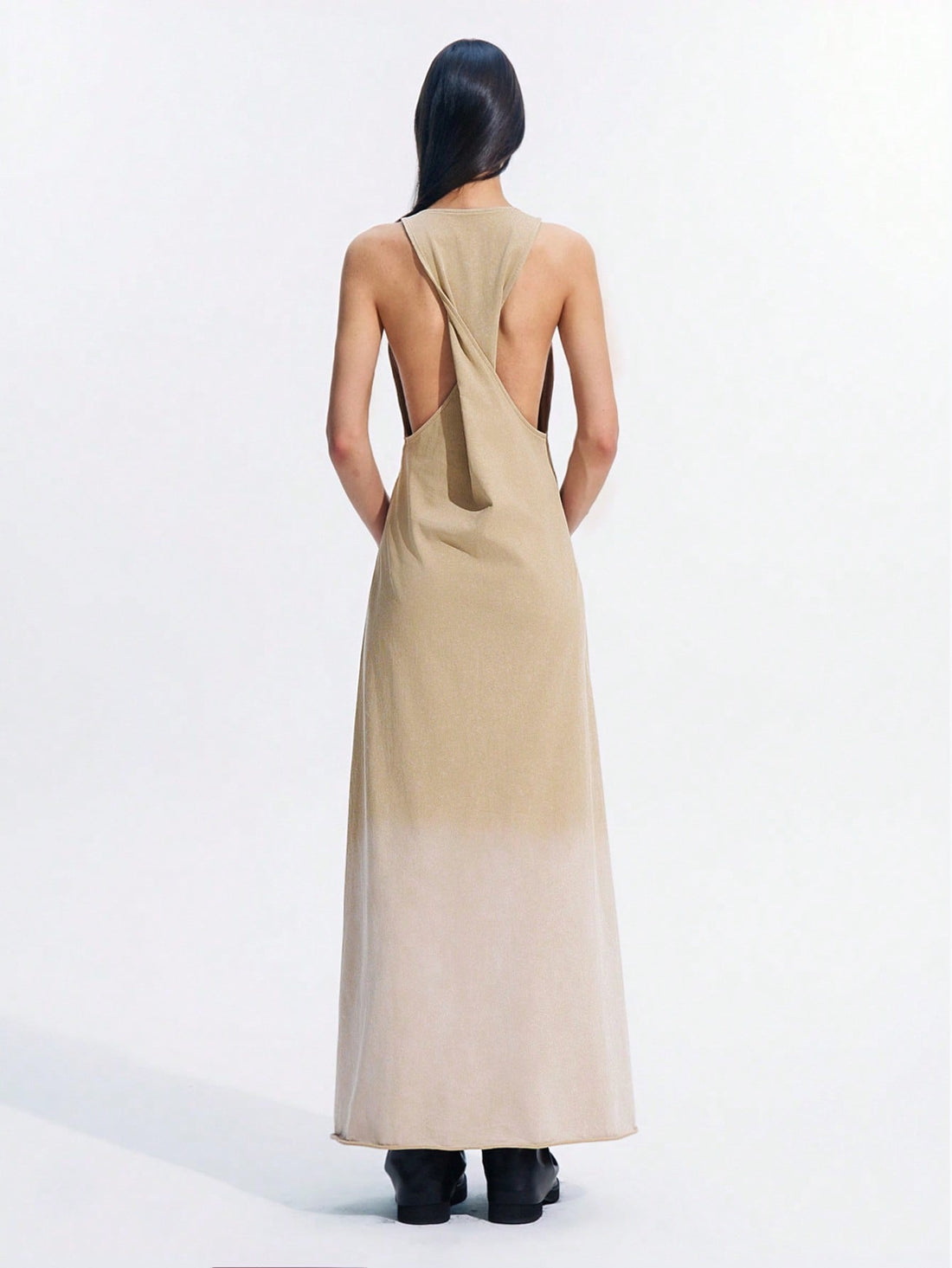 Step into effortless style with this chic sleeveless ombre midi dress. Featuring a casual round neck and a flattering gradient design, it’s perfect for sunny days and playful evenings. Lightweight and breezy, this dress moves with you, making every moment feel like a stylish adventure.