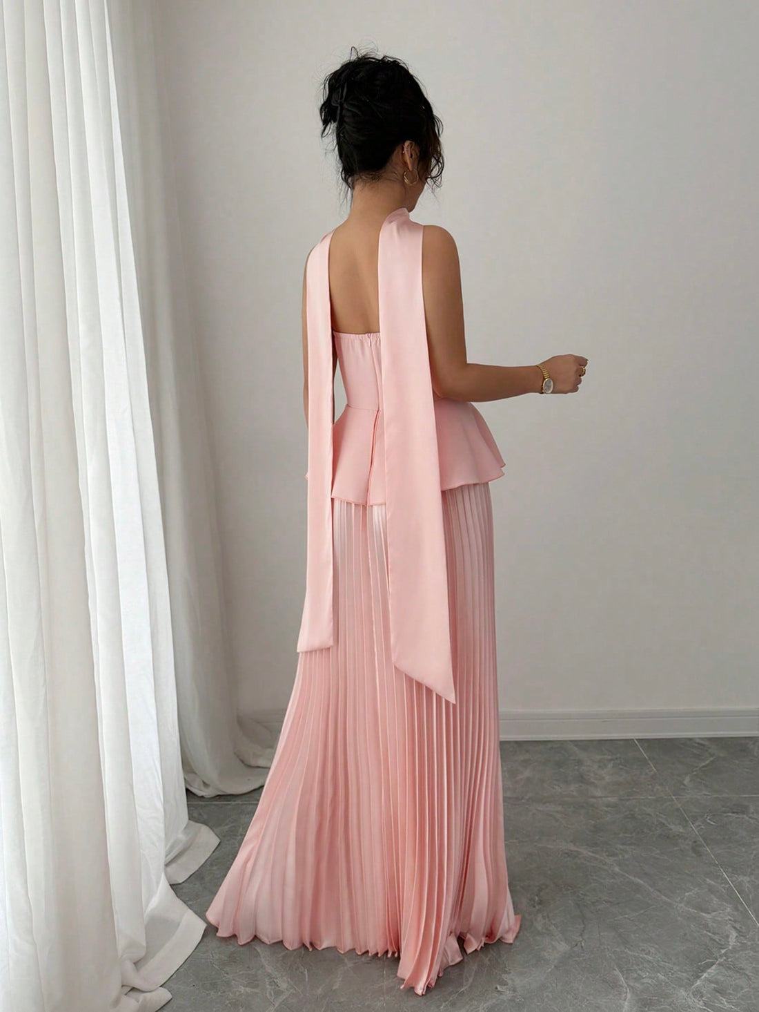 Turn heads with this Elegant Strapless Satin Midi Dress, designed to dazzle! The smooth satin fabric glides over your silhouette, while the sash detail cinches your waist for a flirty, feminine finish. Pleated accents add a fun twist to a classic cut, making this dress perfect for your next party or night out. Feel confident, chic, and ready to dance the night away!