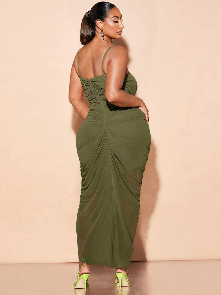 Celebrate your special day in style with this Elegant Plus Size Bodycon Dress. Featuring playful ruffles and flattering ruched details, it hugs your curves beautifully for a confident, chic look. Perfect for birthday parties, this dress combines comfort and charm to make you the center of attention.
