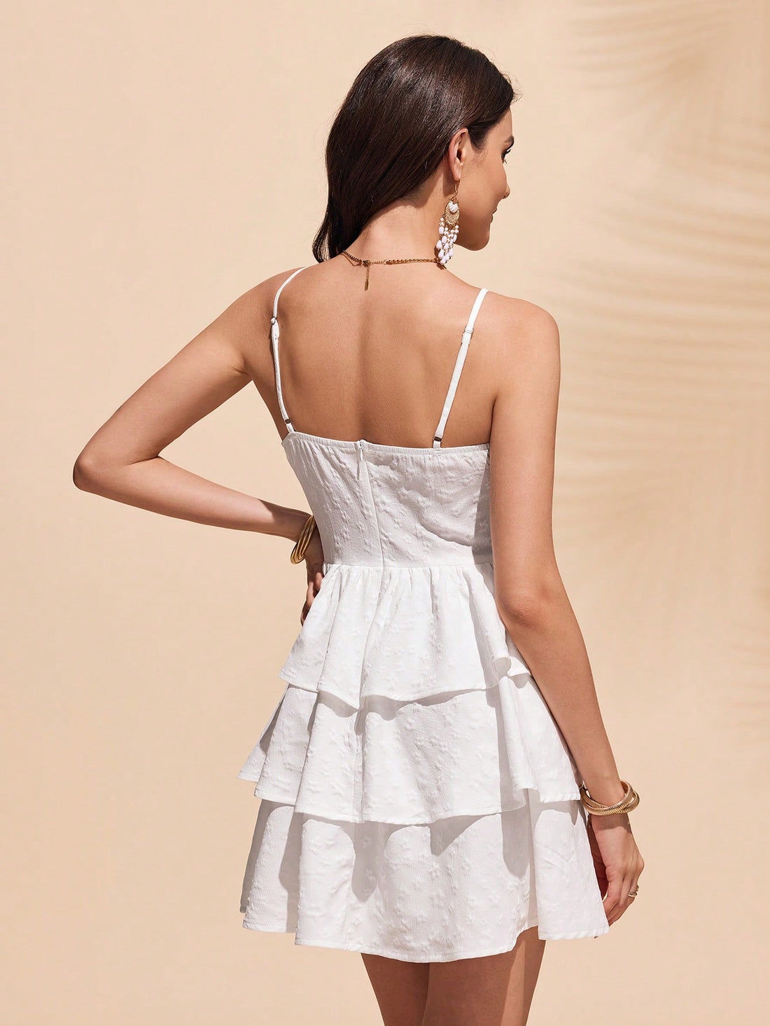 Effortlessly chic beach vibes await with our stylish women's elegant beach short dress. Perfect for all your summer adventures, this dress combines chic style with comfort, making it a must-have for any fashion-forward woman. Feel confident and carefree in this dress all season long.