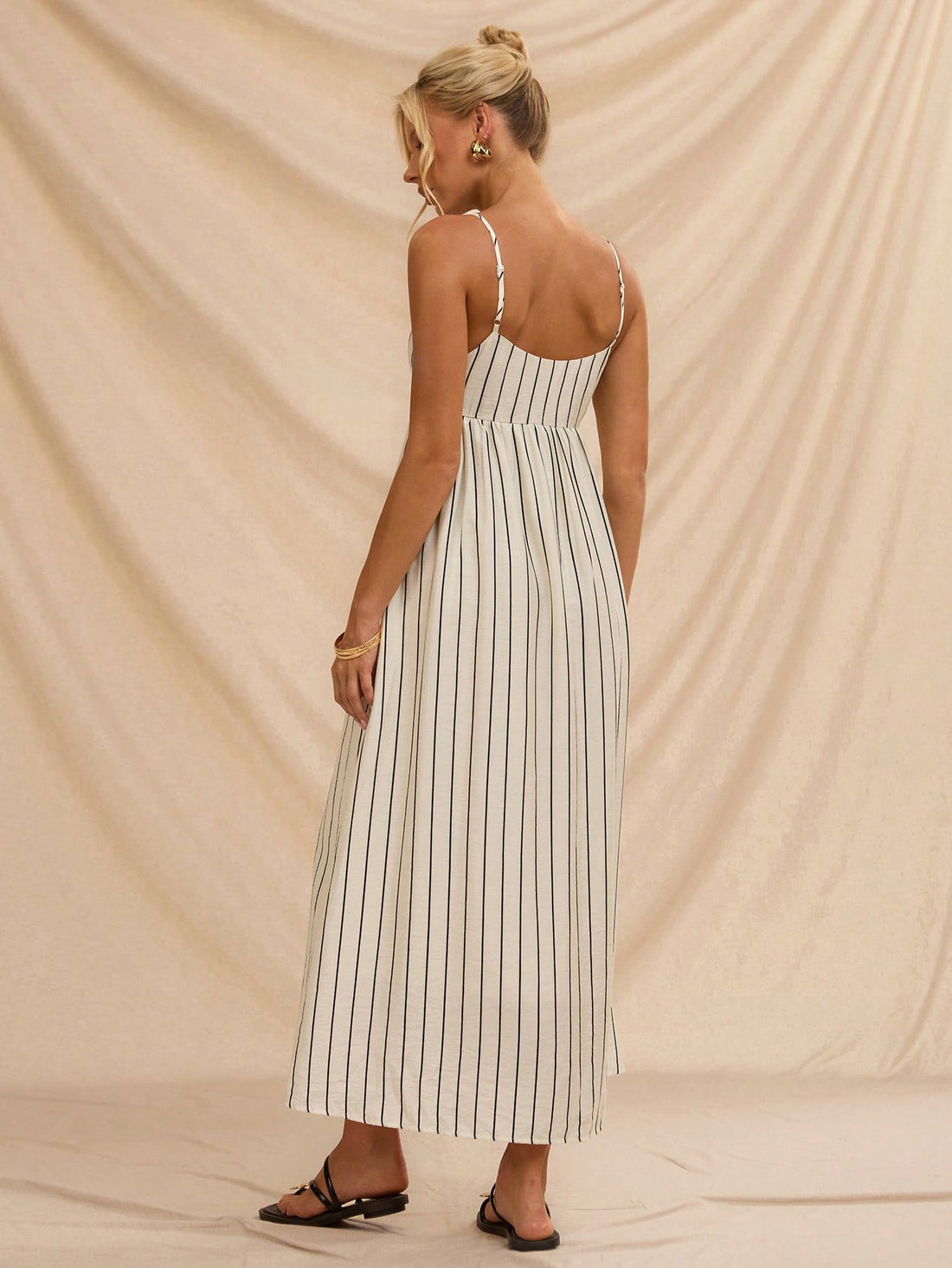 Step into summer with our chic dresses designed for every sunny occasion. Whether you're strolling the beach, celebrating Mother’s Day, or attending a graduation, these effortless styles keep you cool and stylish. Light, breezy fabrics and flattering cuts make dressing up fun and easy—perfect for making memories in the sun!