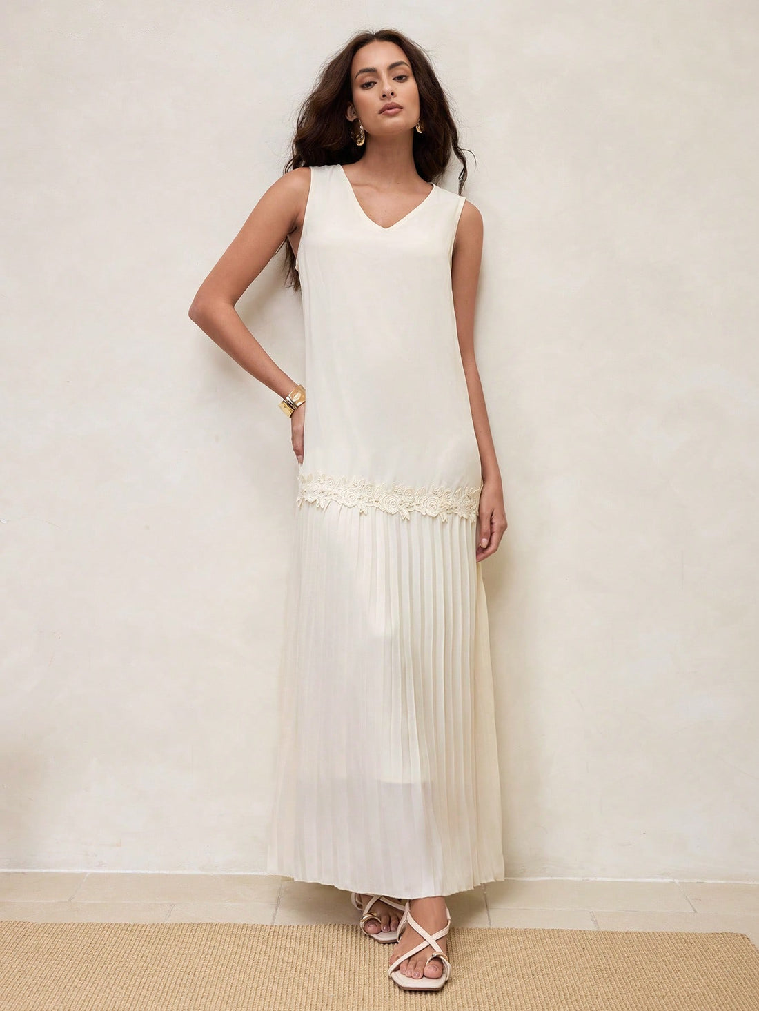 Step into spring with this Elegant 3D Floral Lace Maxi Dress, designed to make every moment feel special. Featuring delicate 3D floral lace and a flattering pleated V-neck, it’s the perfect pick for Mother’s Day celebrations or any sunny day outing. Flowing and feminine, this maxi dress combines comfort with a touch of whimsy to brighten your wardrobe and your mood.