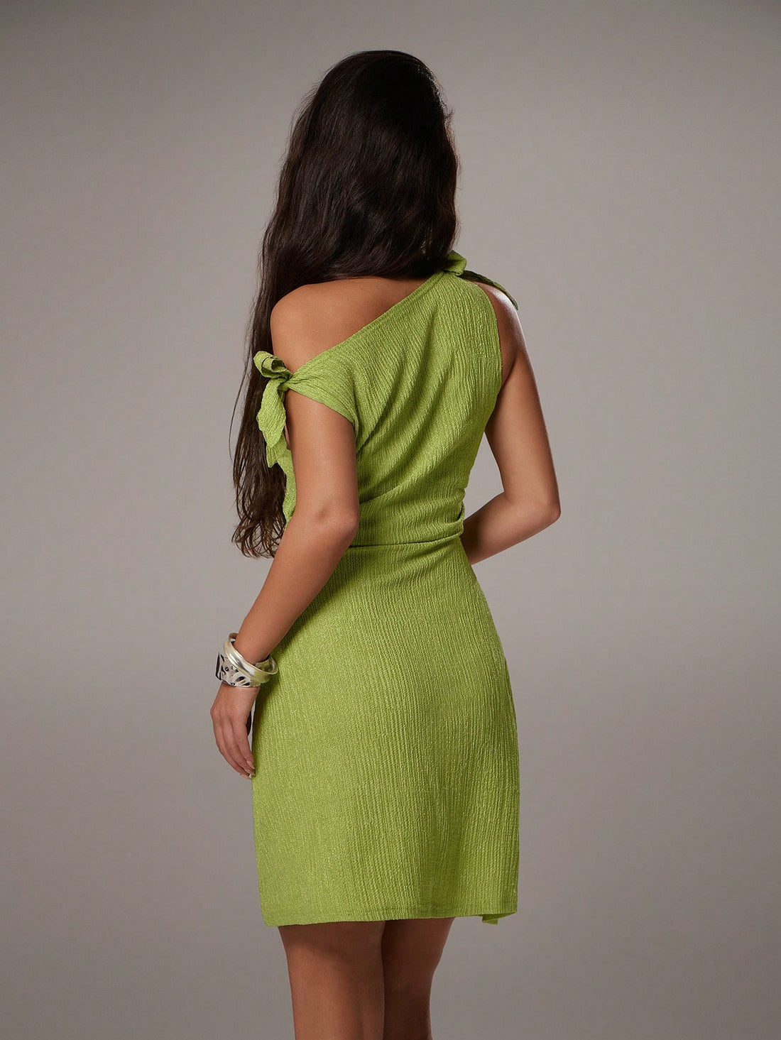 Step into the spotlight with this chic green tube top tea party dress, designed to brighten your brunches, graduations, and picnics. Its vibrant hue and flattering silhouette make every occasion feel like a celebration. Lightweight and breezy, it keeps you comfortable while turning heads with playful elegance. Perfect for those who love to mix style with a splash of fun!