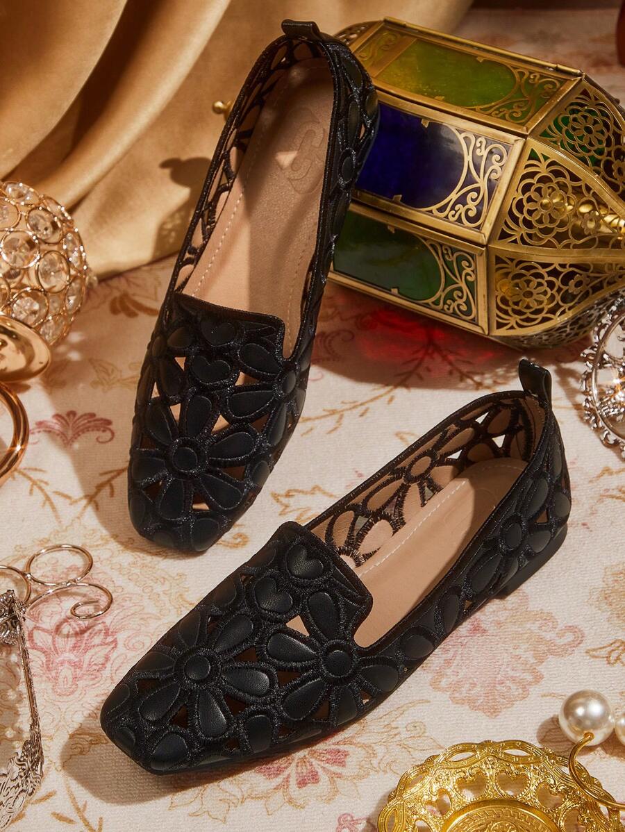 Step into comfort without sacrificing style! These women's casual embroidered flats feature a charming hollow-out design that keeps your feet cool during busy days. Perfect for running errands, heading to the office, or casual weekend outings, they slip on effortlessly and pair with everything from jeans to dresses. The delicate embroidery adds a touch of personality while the lightweight construction makes them ideal for all-day wear. Whether you're commuting across town or exploring your neighborhood, the