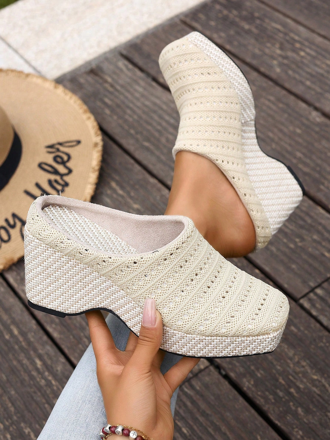 Step into playful charm with these Chic Apricot Bohemian Hollow-Out Square Toe Shoes. Their airy design keeps your feet cool while the unique square toe adds a trendy twist to your casual look. Perfect for effortless style that dances between comfort and flair.