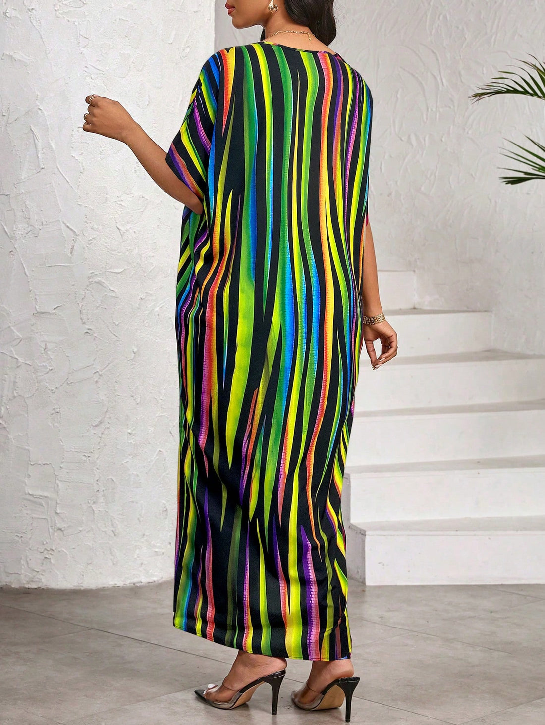 Unleash your inner fashionista with this Elegant Casual Striped V-Neck Butterfly Sleeve Long Dress. Perfect for both work and parties, its unique design and V-neck add a touch of elegance, while the butterfly sleeves give a playful and fun vibe. Stand out in style with this must-have dress!