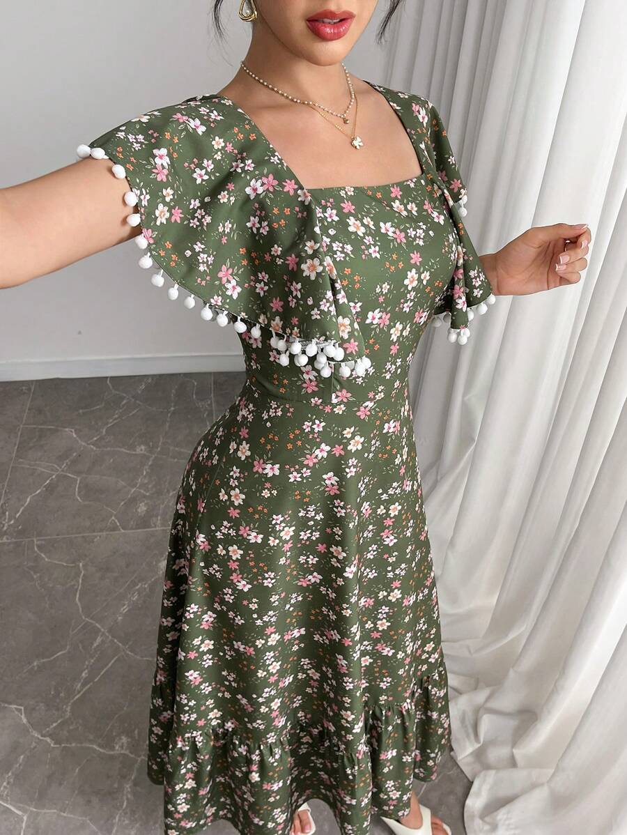 Experience the breathtaking fusion of botanical heritage and sharp, modern architectural tailoring. This stunning ruffled long ensemble is meticulously designed for the woman who values a high-fashion, "quiet luxury" approach to seasonal dressing—the ultimate centerpiece for prestigious coastal retreats, exclusive garden parties, and high-authority summer social gatherings.